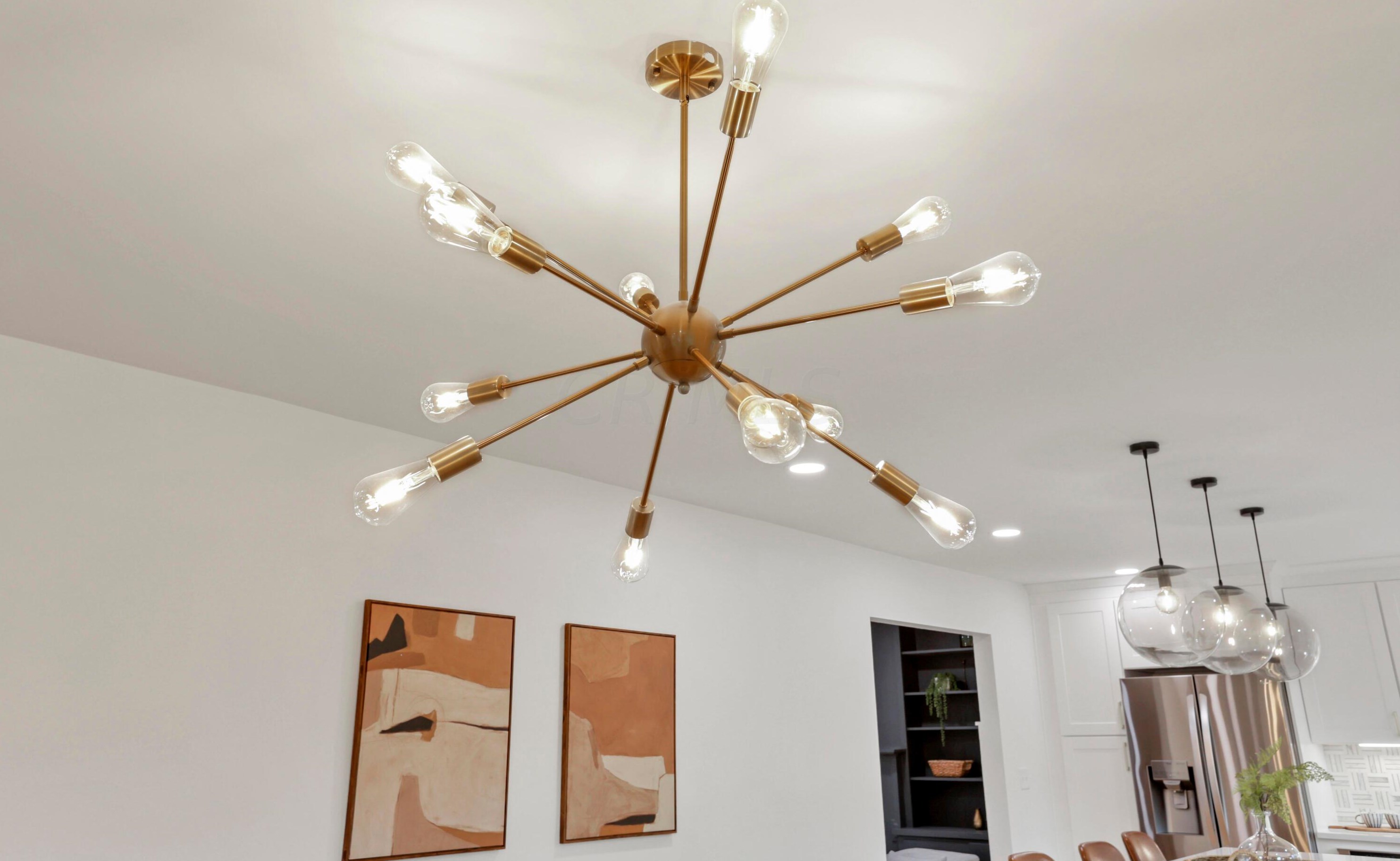 2275 Haverford Rd, Columbus OH  43220-4317 exterior