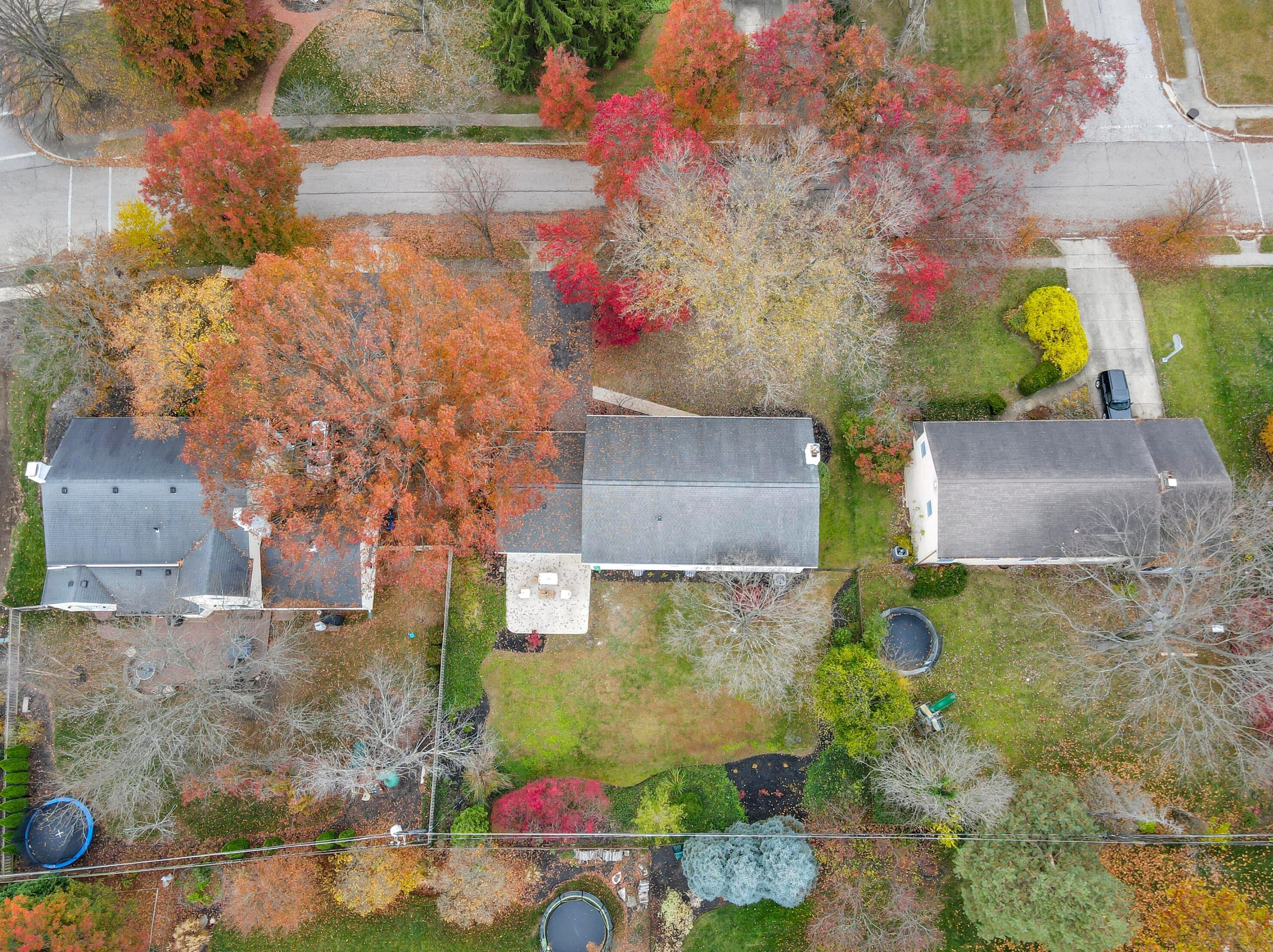 2275 Haverford Rd, Columbus OH  43220-4317 exterior