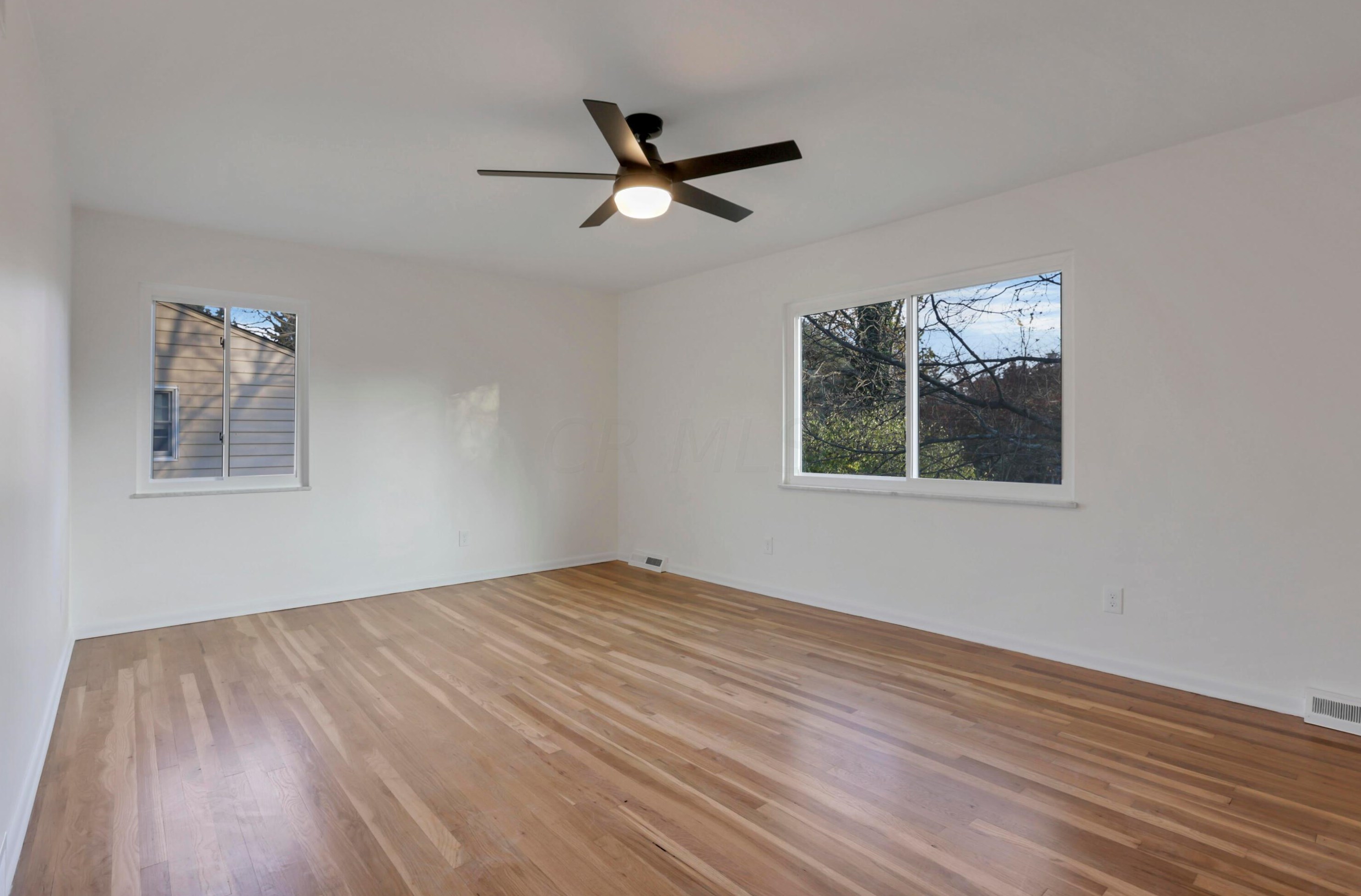 2275 Haverford Rd, Columbus OH  43220-4317 exterior