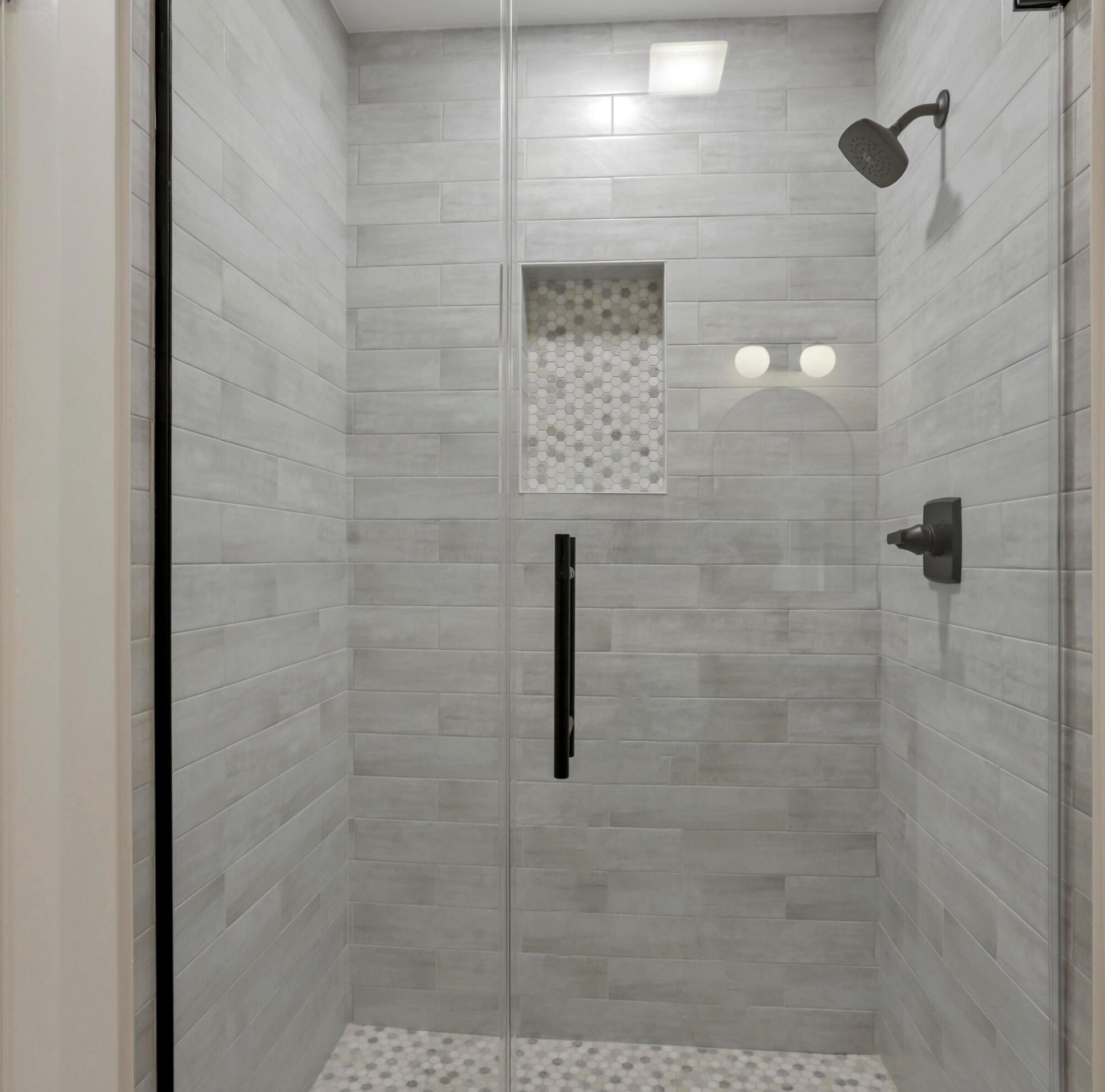 2275 Haverford Rd, Columbus OH  43220-4317 exterior