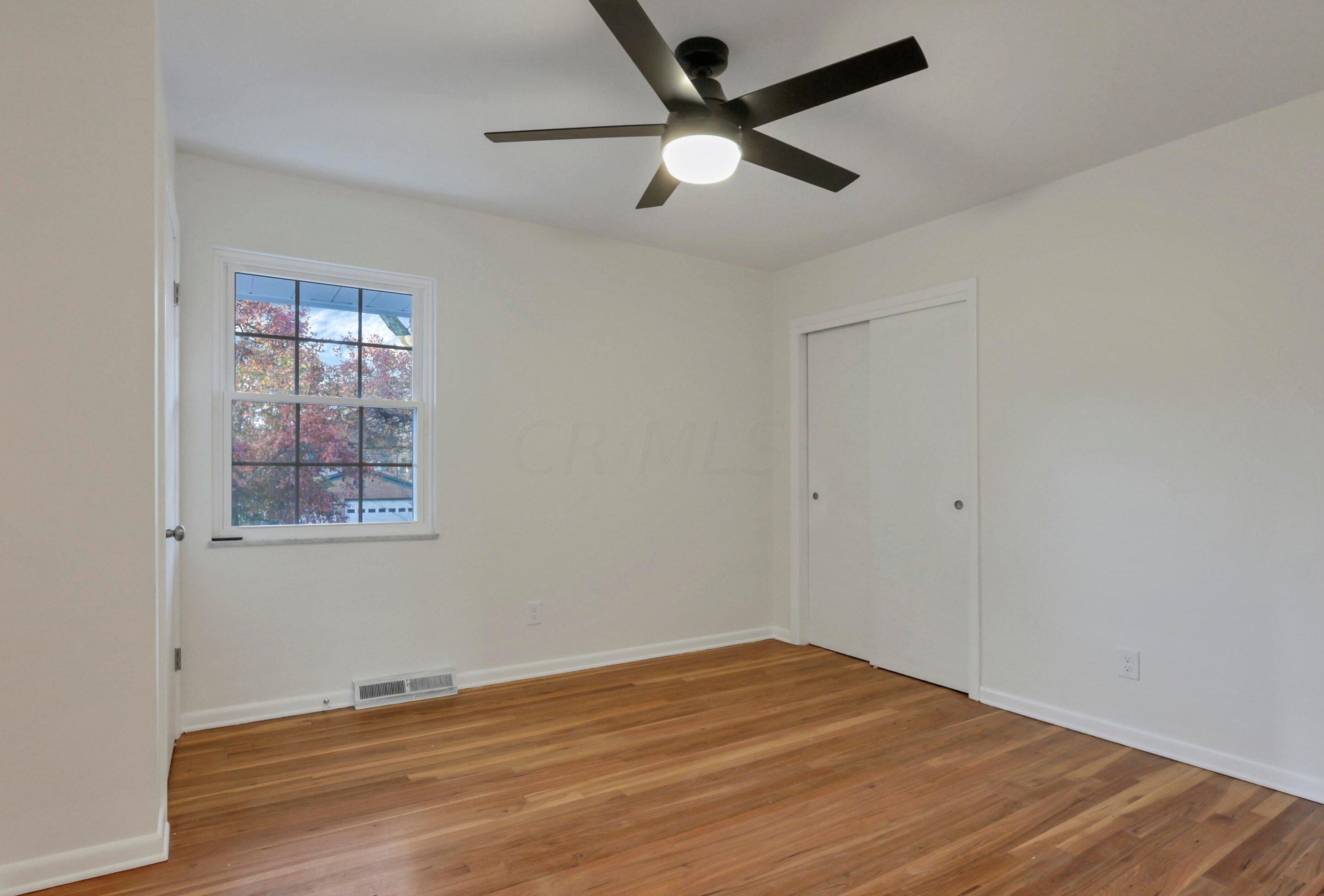 2275 Haverford Rd, Columbus OH  43220-4317 exterior