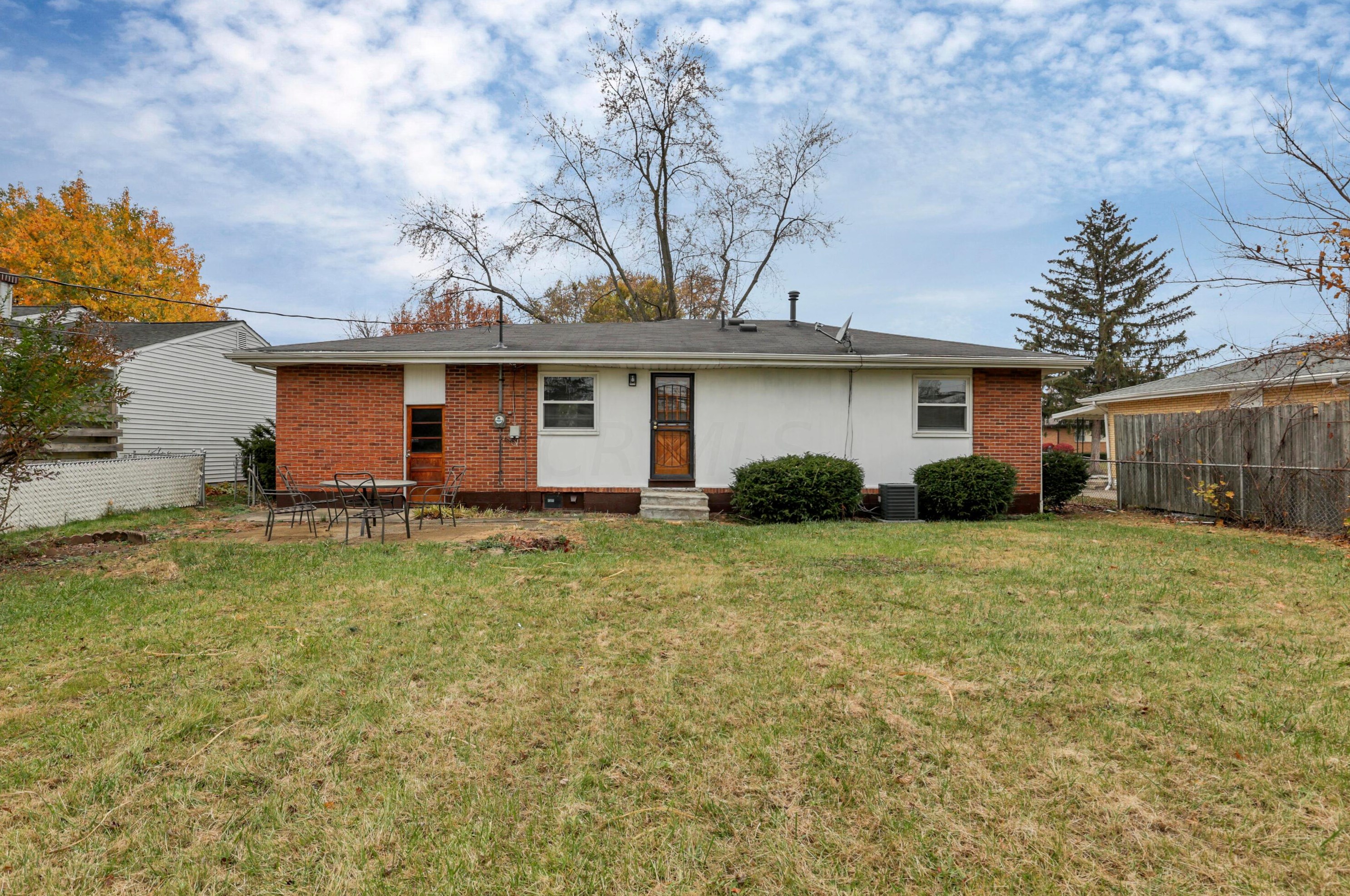 1840 Woodette Rd, Columbus OH 43232-2838 exterior