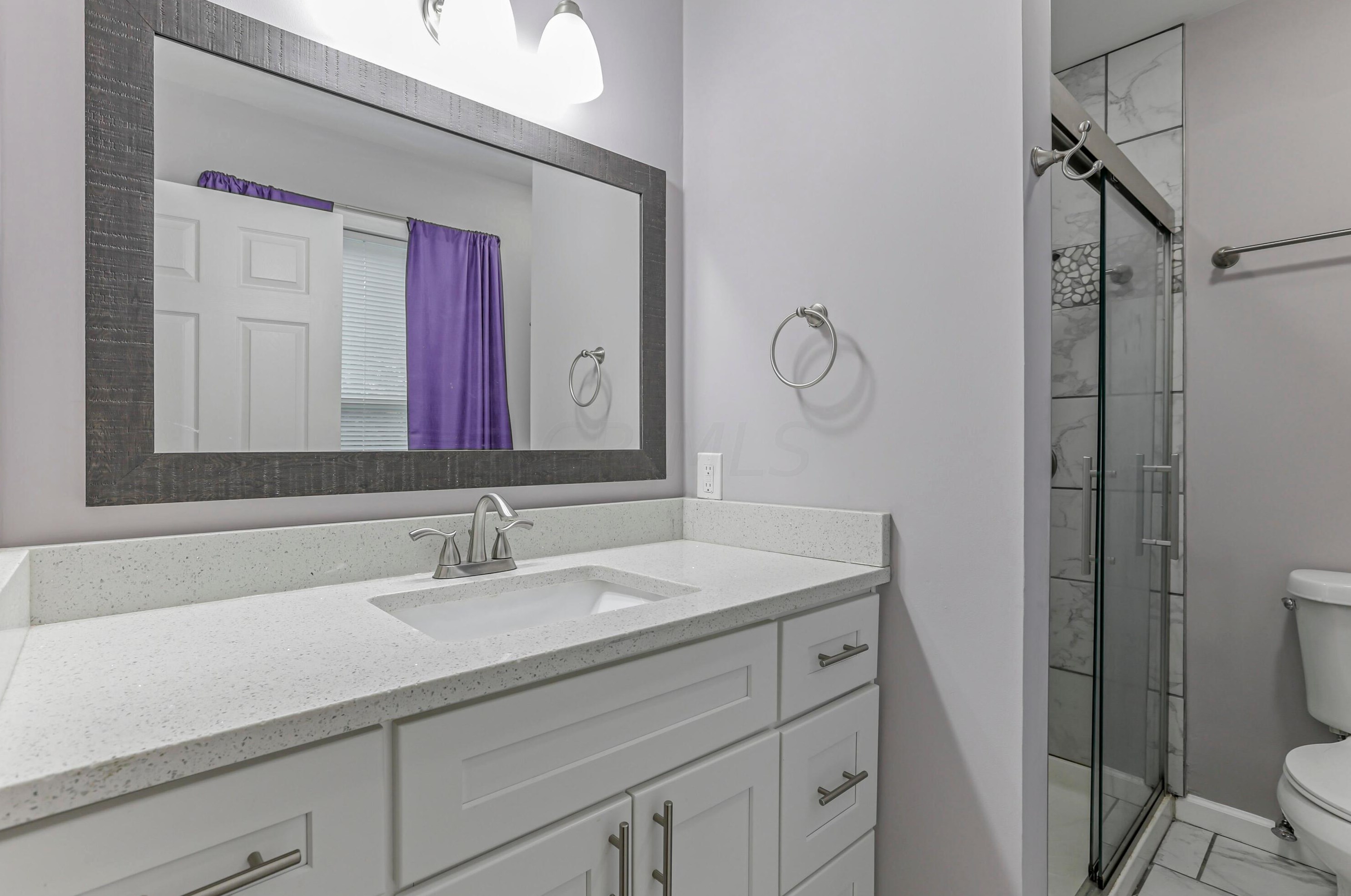 832 Conestoga Dr, Columbus OH 43213-2619 exterior