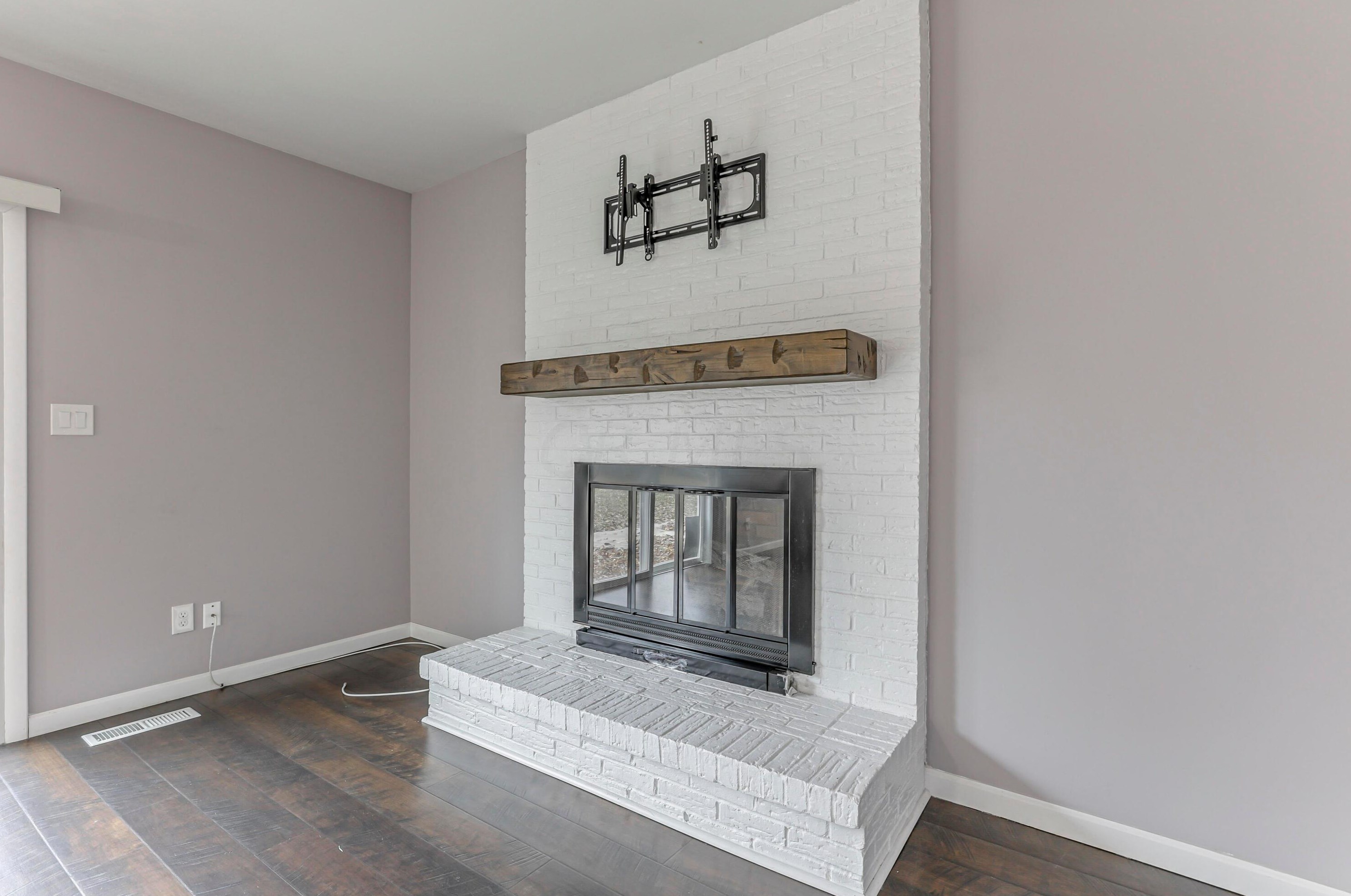 832 Conestoga Dr, Columbus OH 43213-2619 exterior