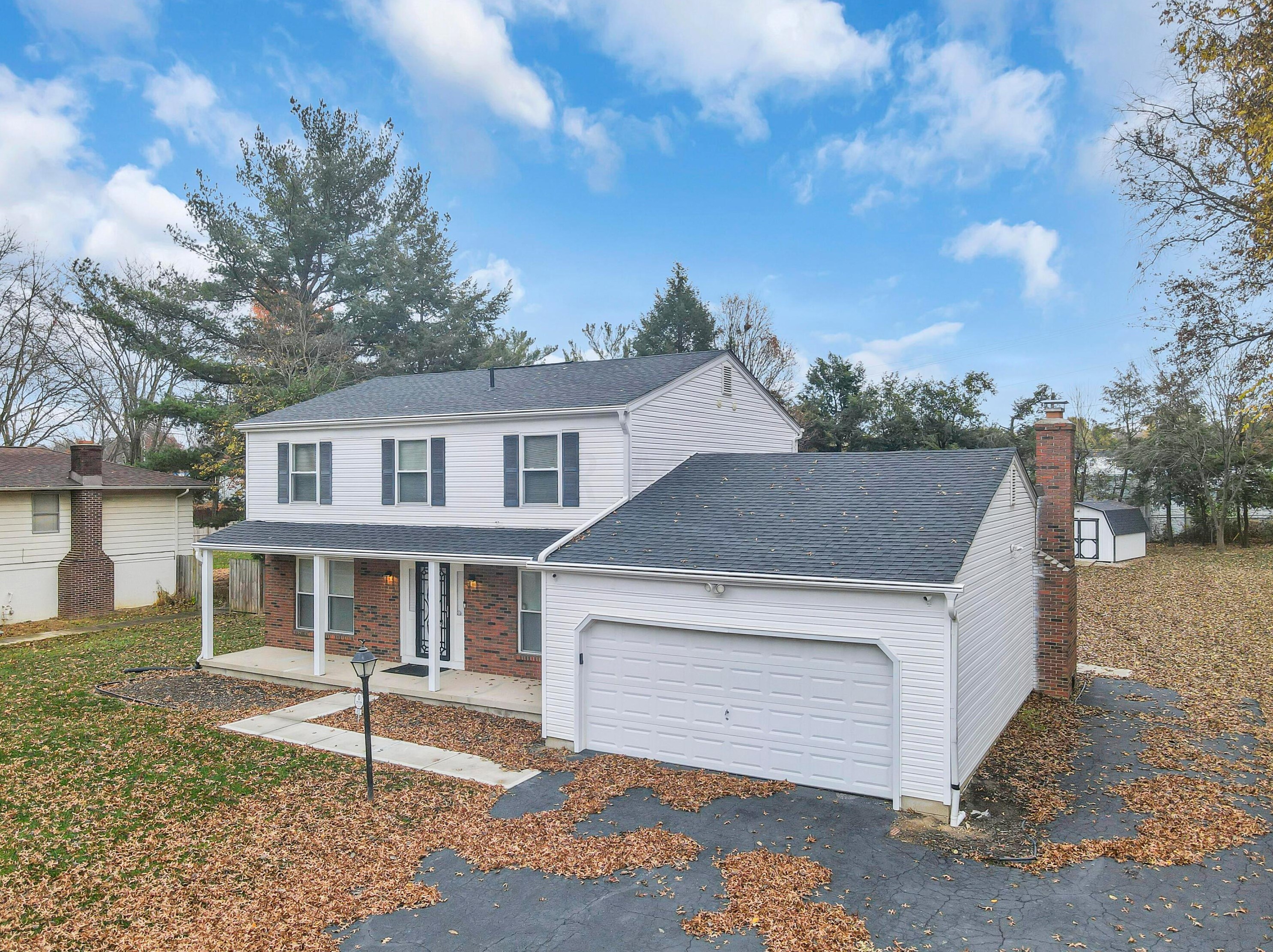 832 Conestoga Dr, Columbus OH 43213-2619 exterior