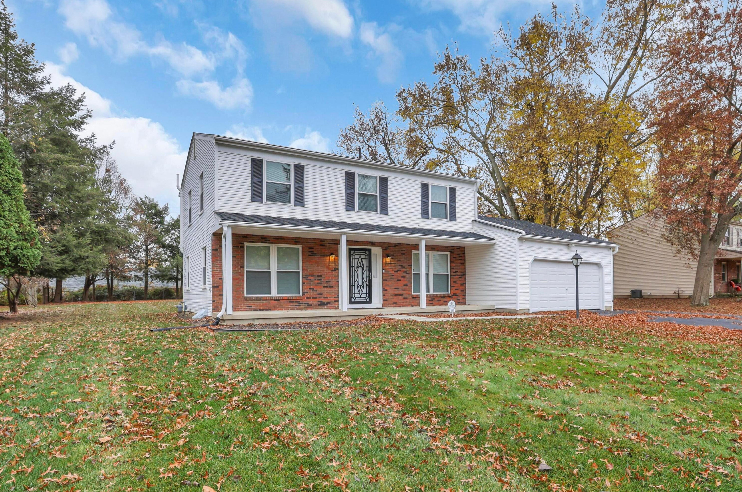 832 Conestoga Dr, Columbus OH 43213-2619 exterior