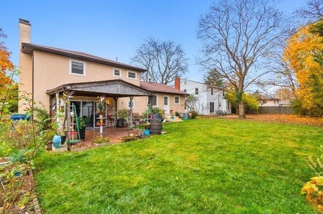 5558 Driftwood Rd, Columbus OH 43229-4459 exterior