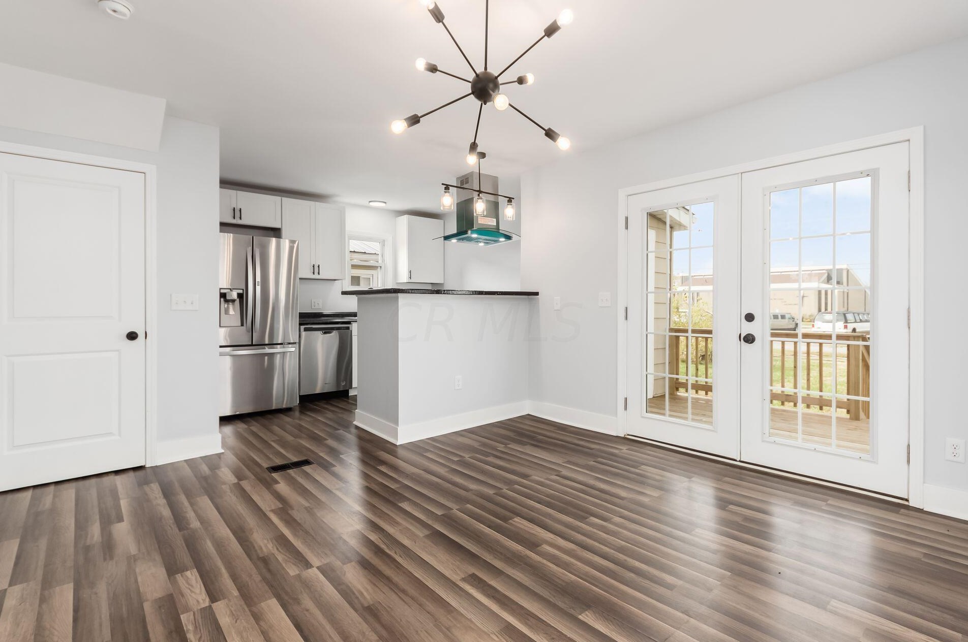 429 Highland Ave, Columbus OH  43204-3445 exterior