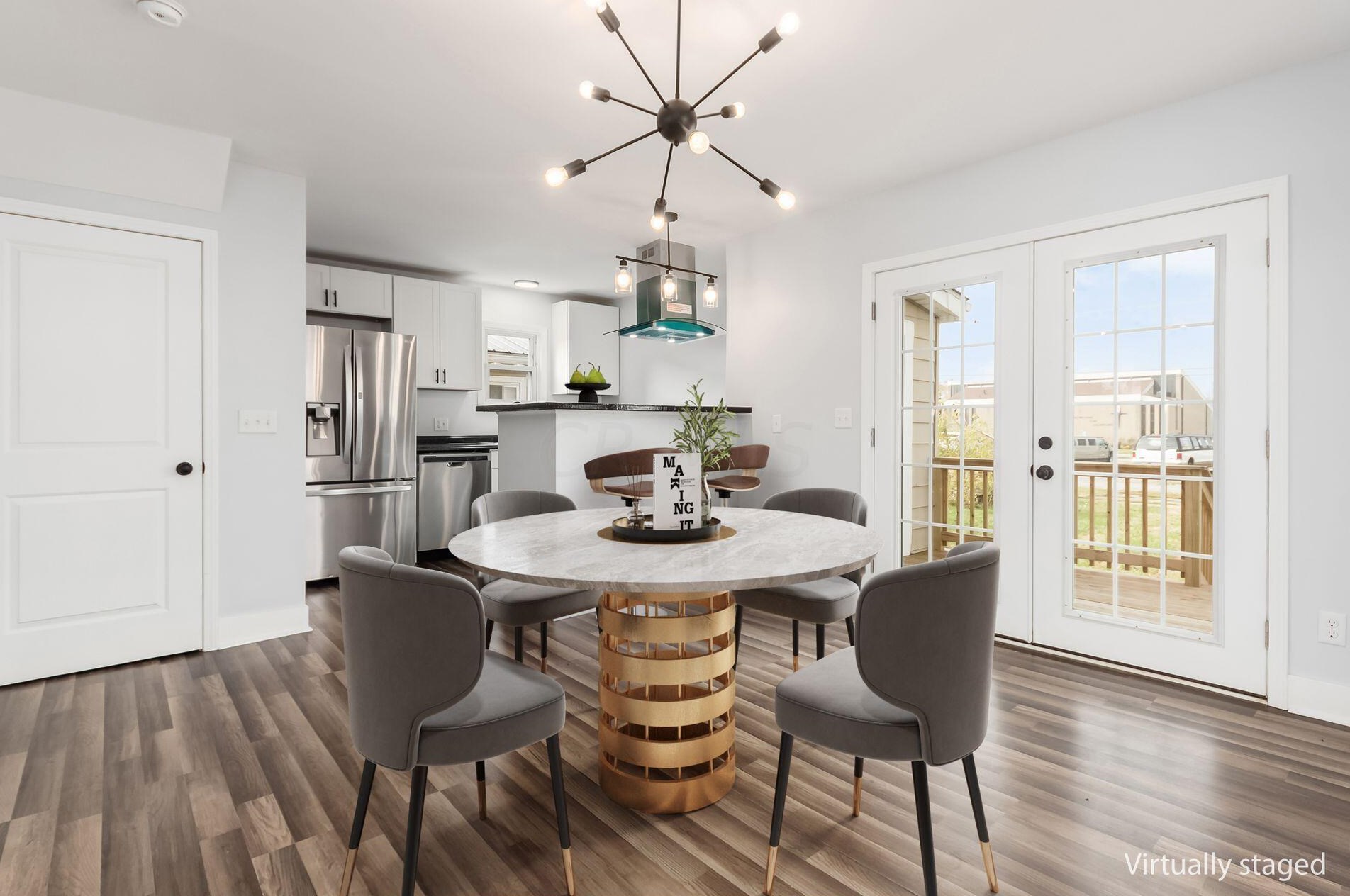 429 Highland Ave, Columbus OH  43204-3445 exterior