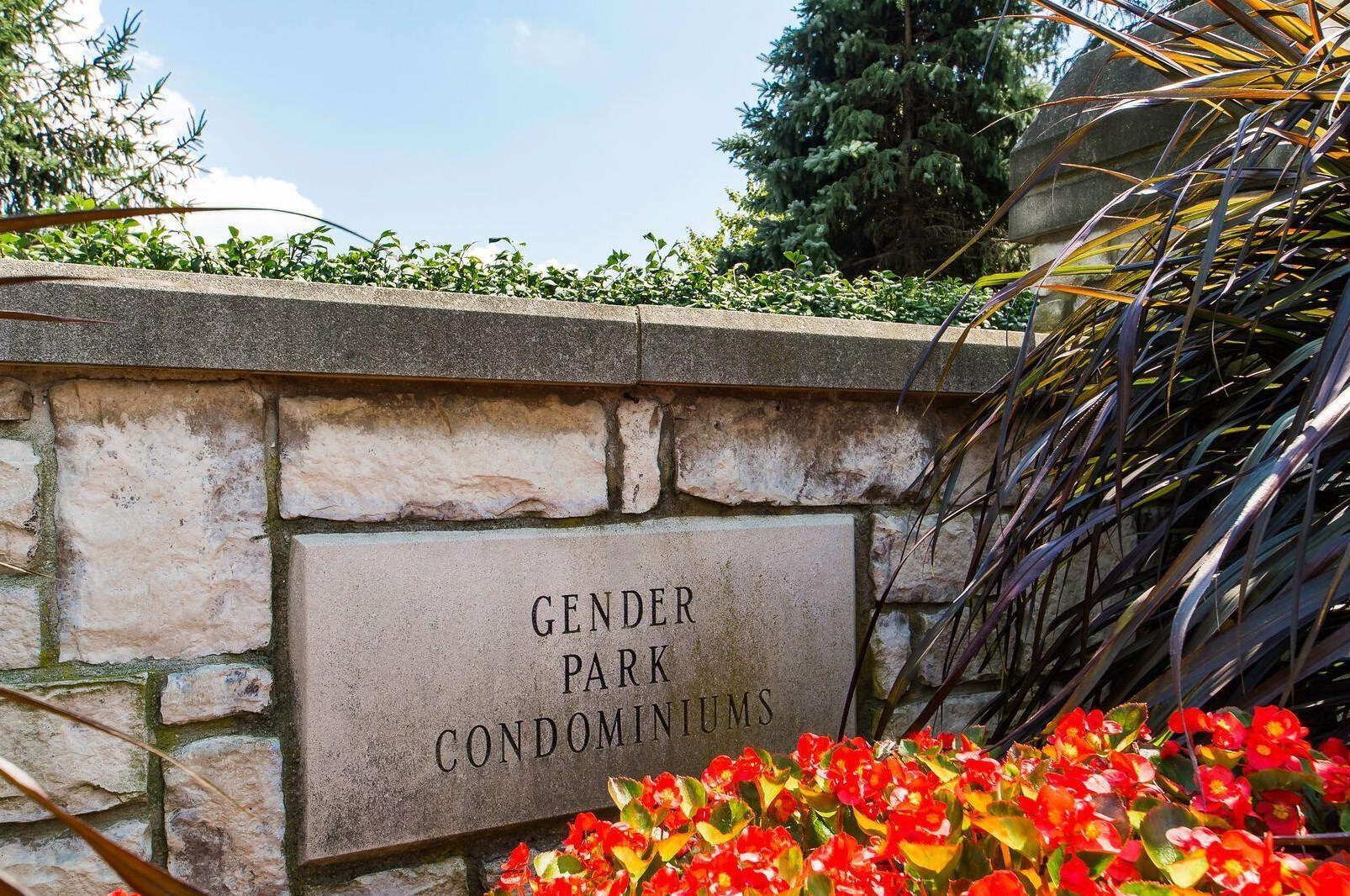 5177 Aquila Dr, Cnl Wnchstr OH 43110-8472 exterior