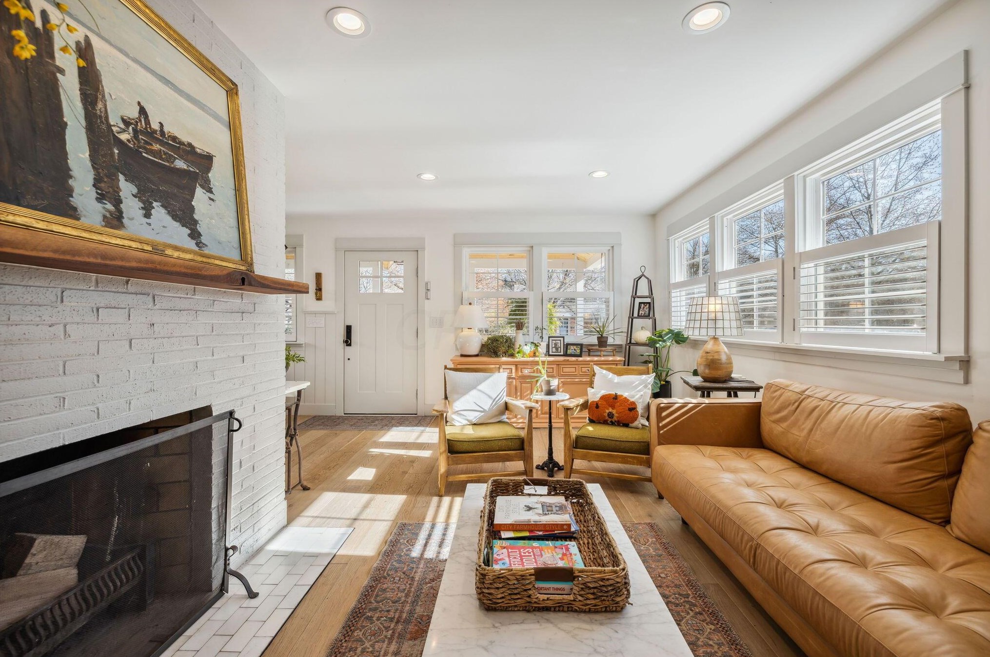 137 Roosevelt Ave, Columbus OH 43209-1160 exterior