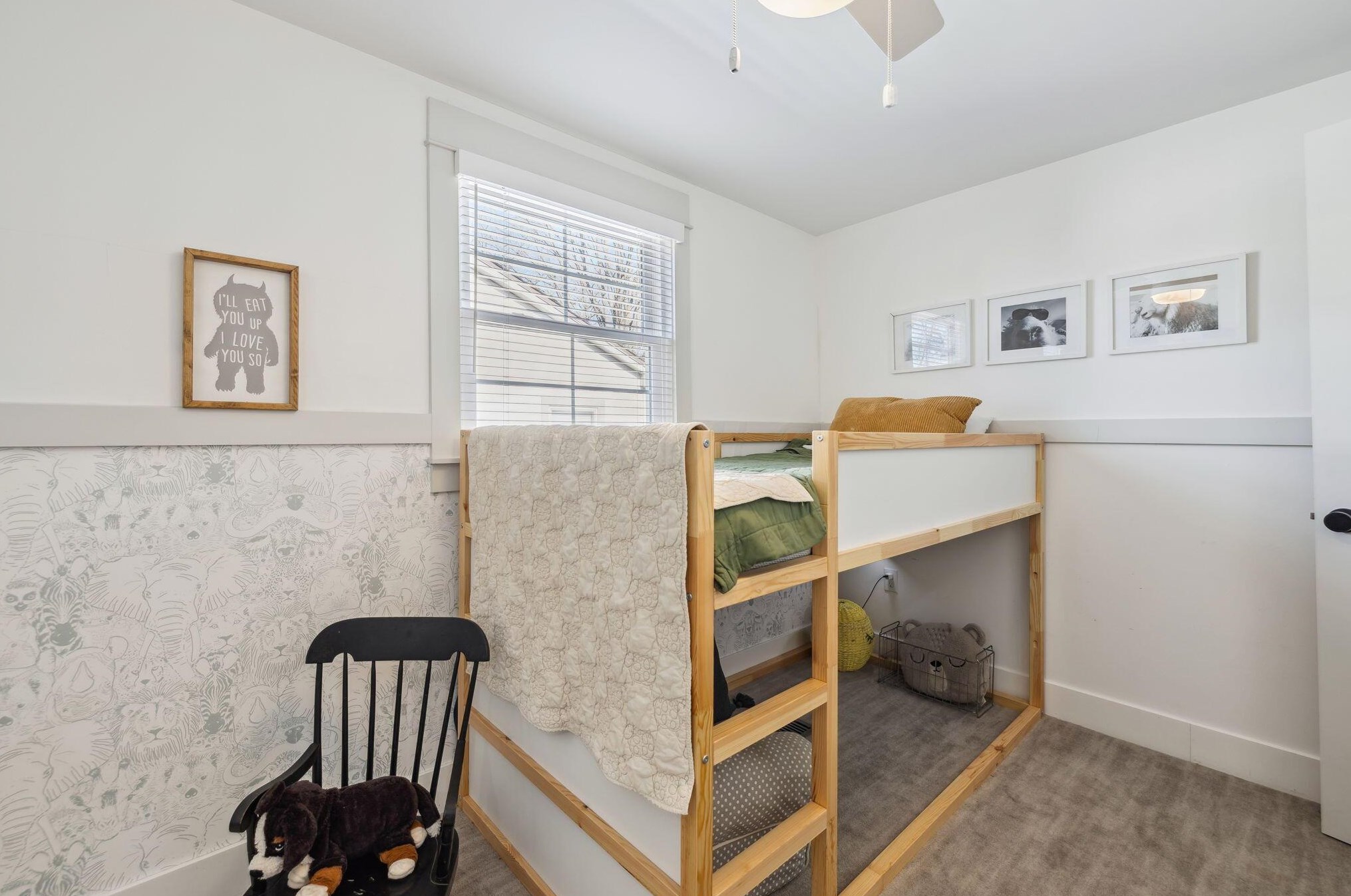 137 Roosevelt Ave, Columbus OH 43209-1160 exterior