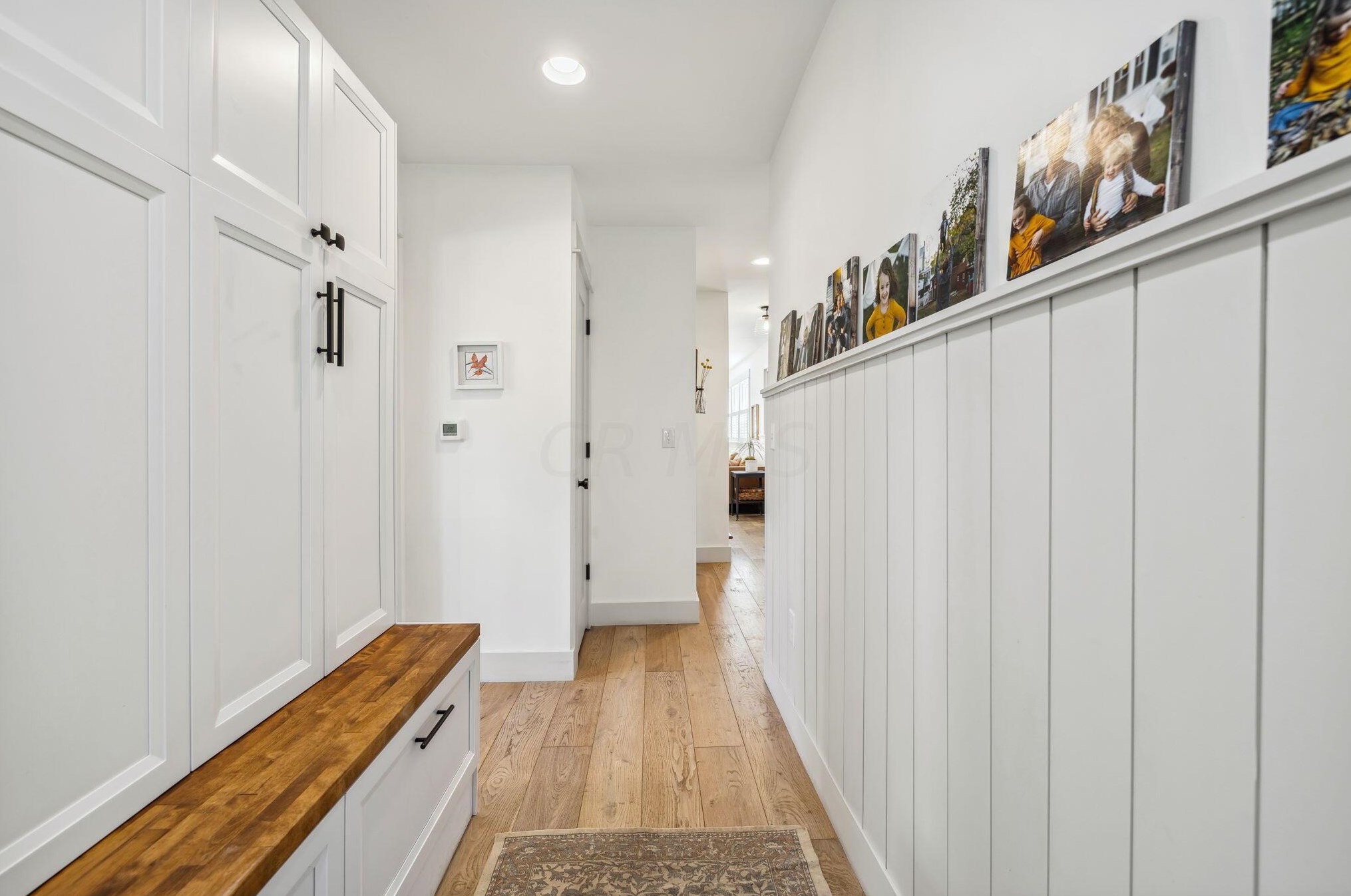 137 Roosevelt Ave, Columbus OH 43209-1160 exterior