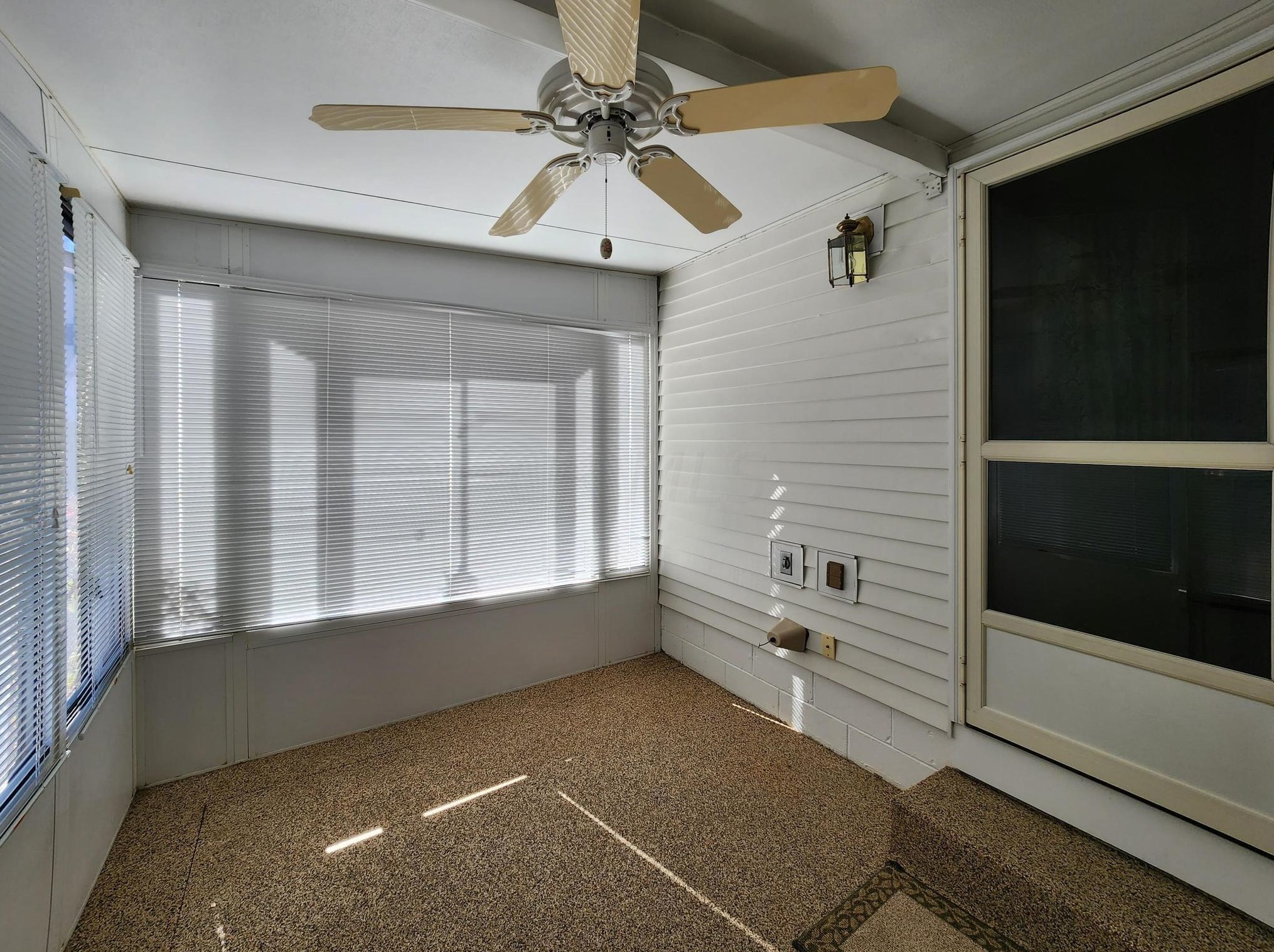 3915 Deer Knl Dr, Columbus OH 43230-4140 exterior