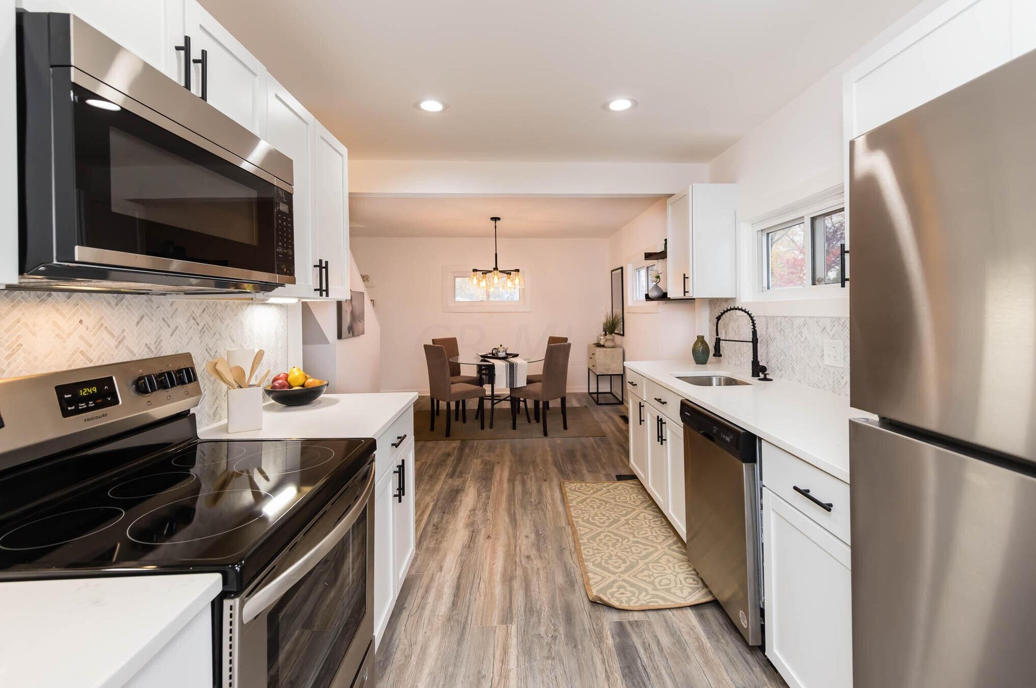 2173 Century Dr, Columbus OH 43211-1919 exterior