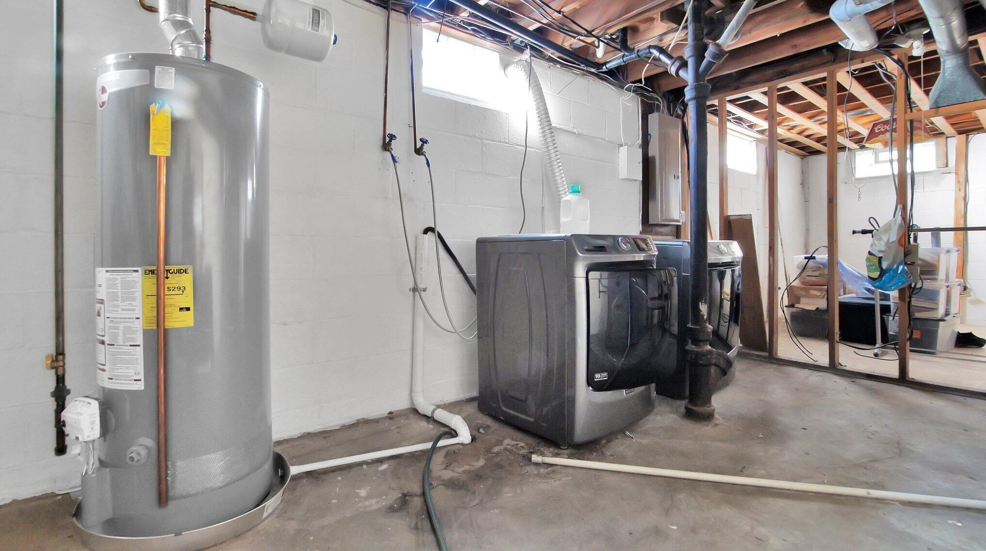 1151 Beechwood Rd, Columbus OH 43227-2008 exterior