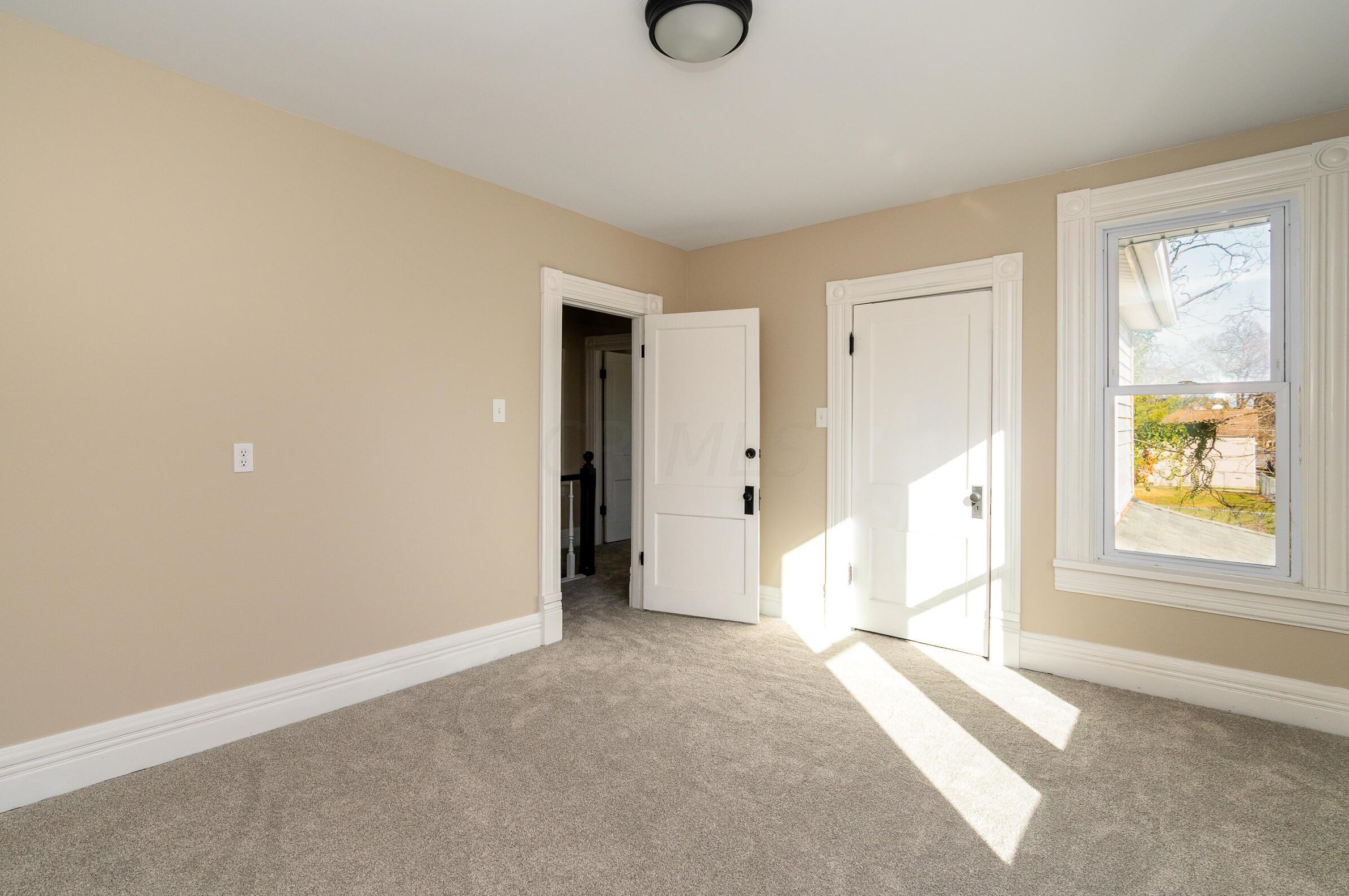 109 Princeton Ave, Columbus OH  43222-1139 exterior