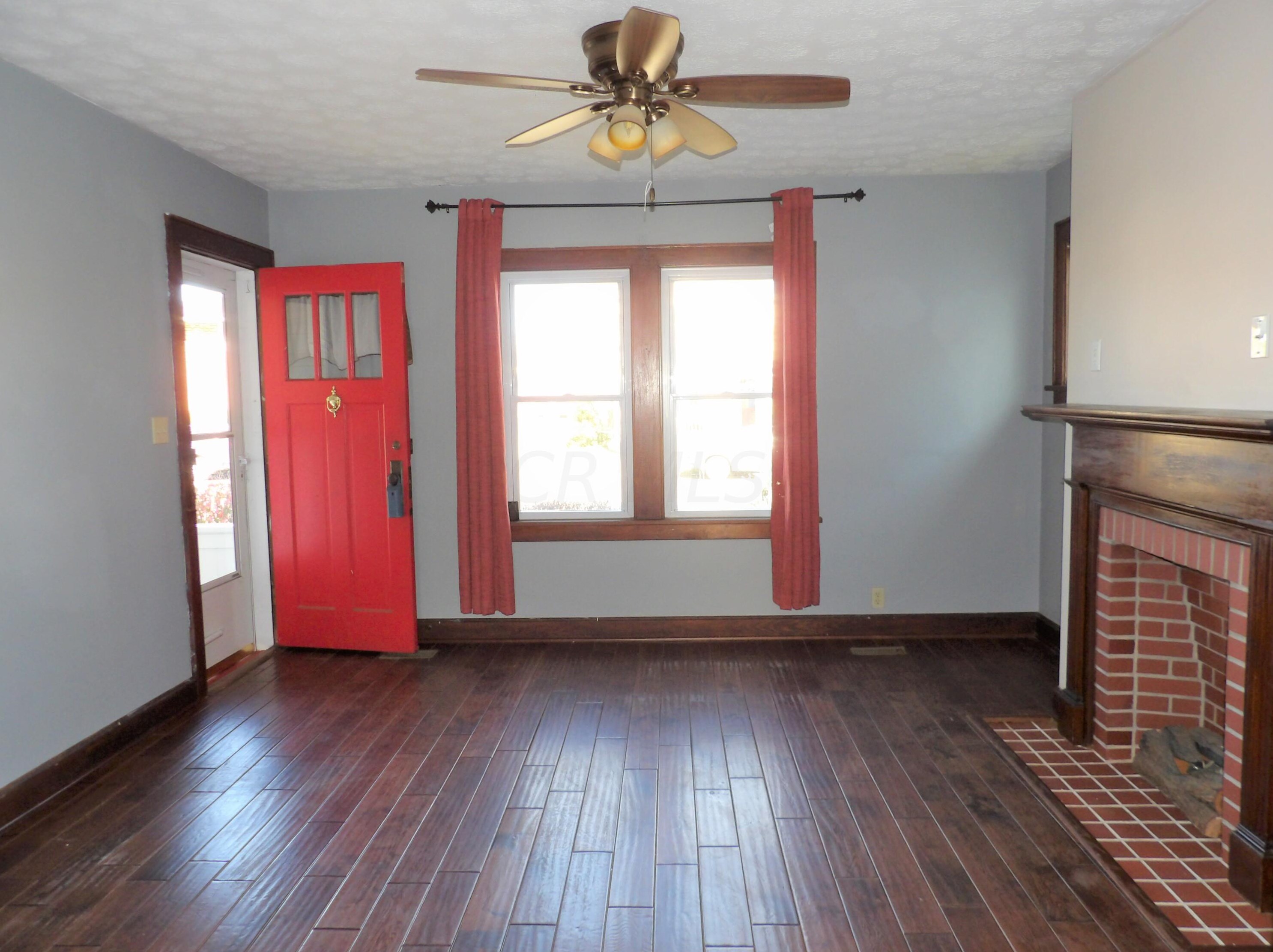 860 Wheeling St, Lancaster OH  43130-3252 exterior