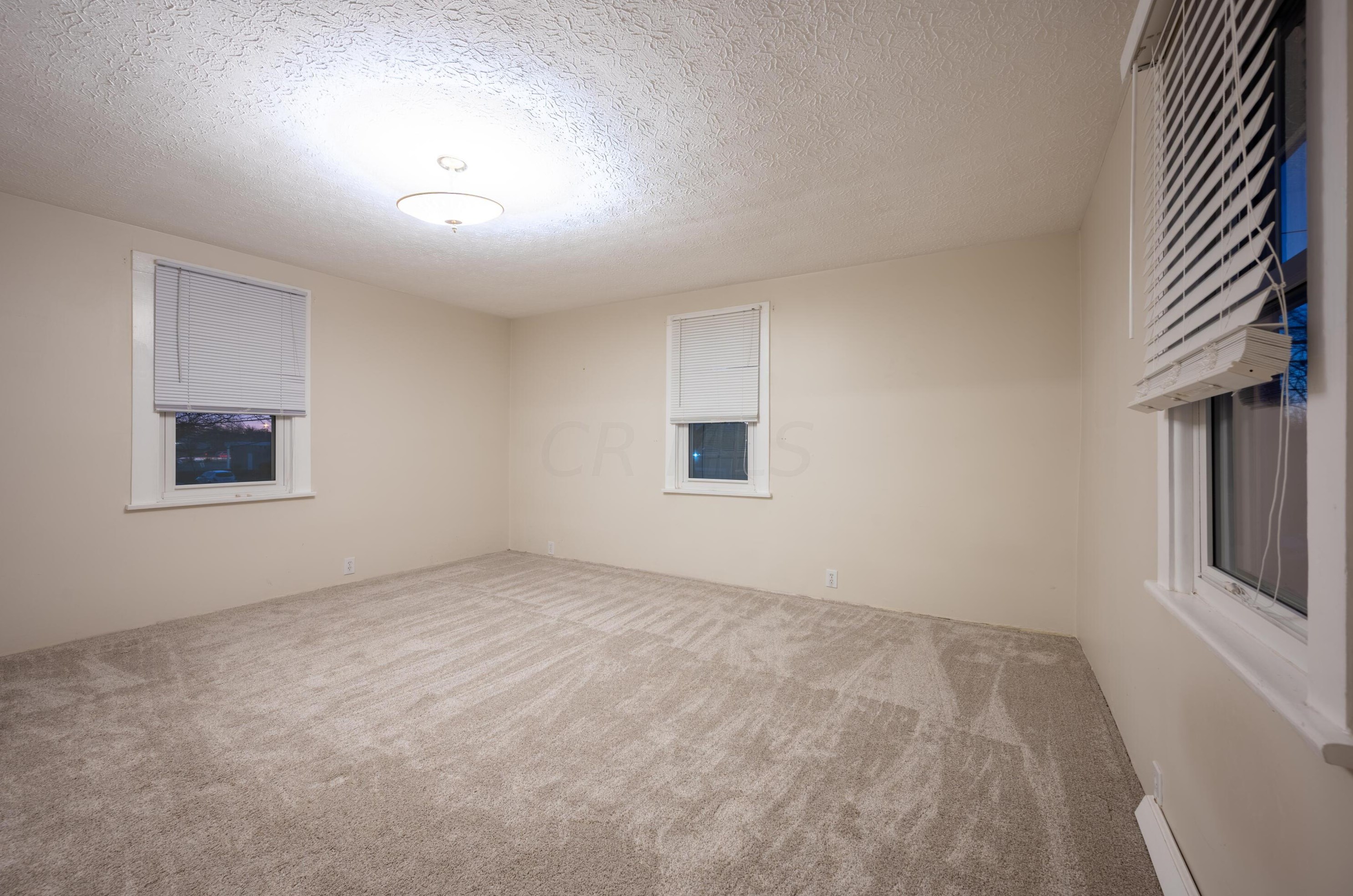 478 Josephine Ave, Columbus OH 43204-1164 exterior