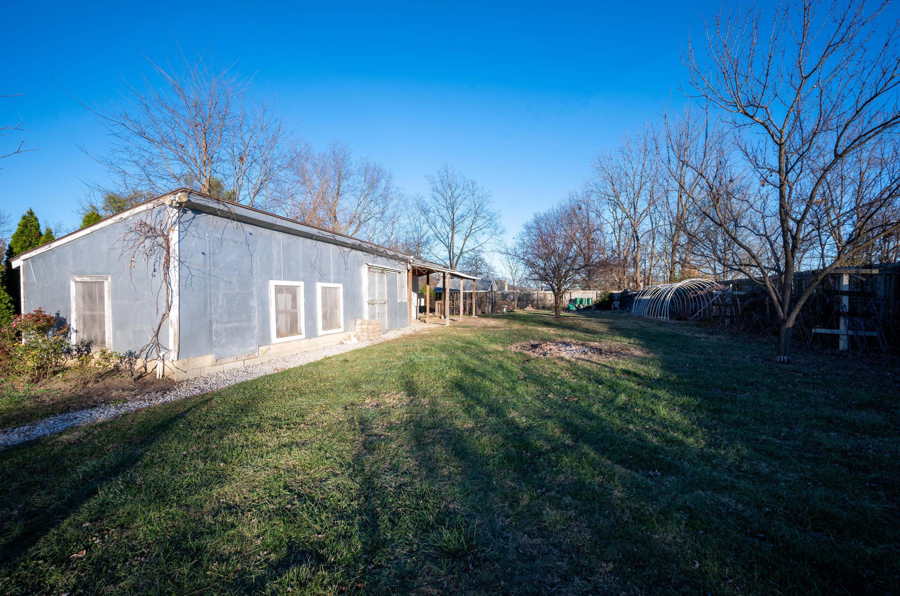 478 Josephine Ave, Columbus OH 43204-1164 exterior