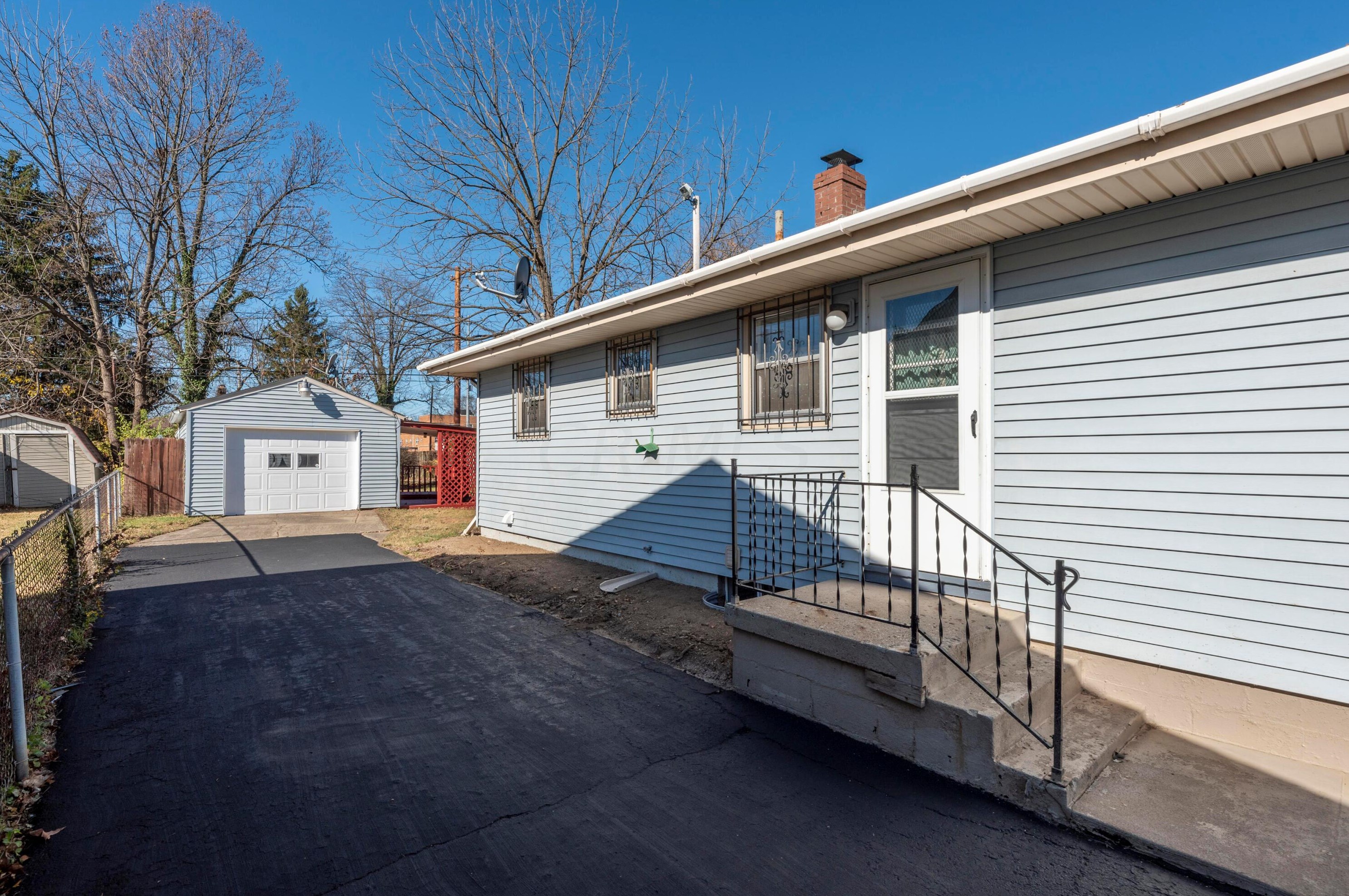 791 Ashburton Rd, Columbus OH  43227-1027 exterior