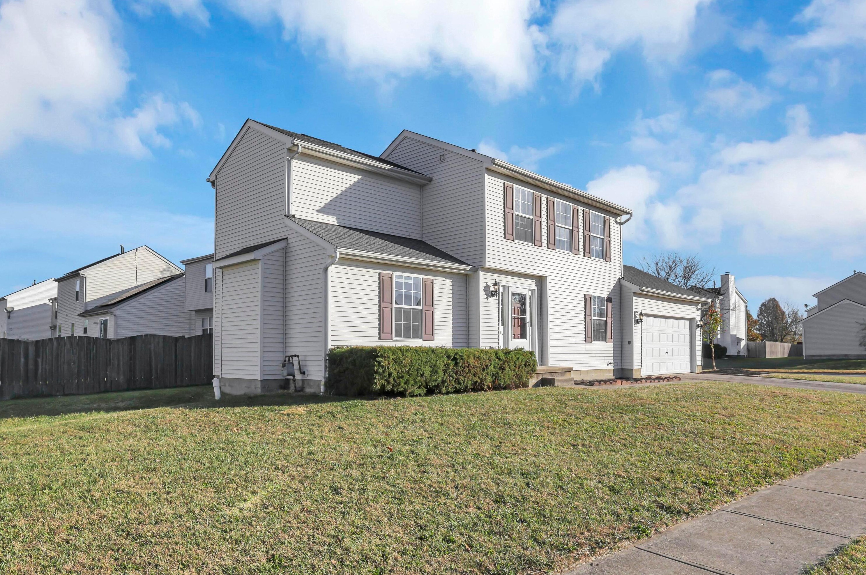 6342 Whims Rd, Cnl Wnchstr OH  43110-8577 exterior