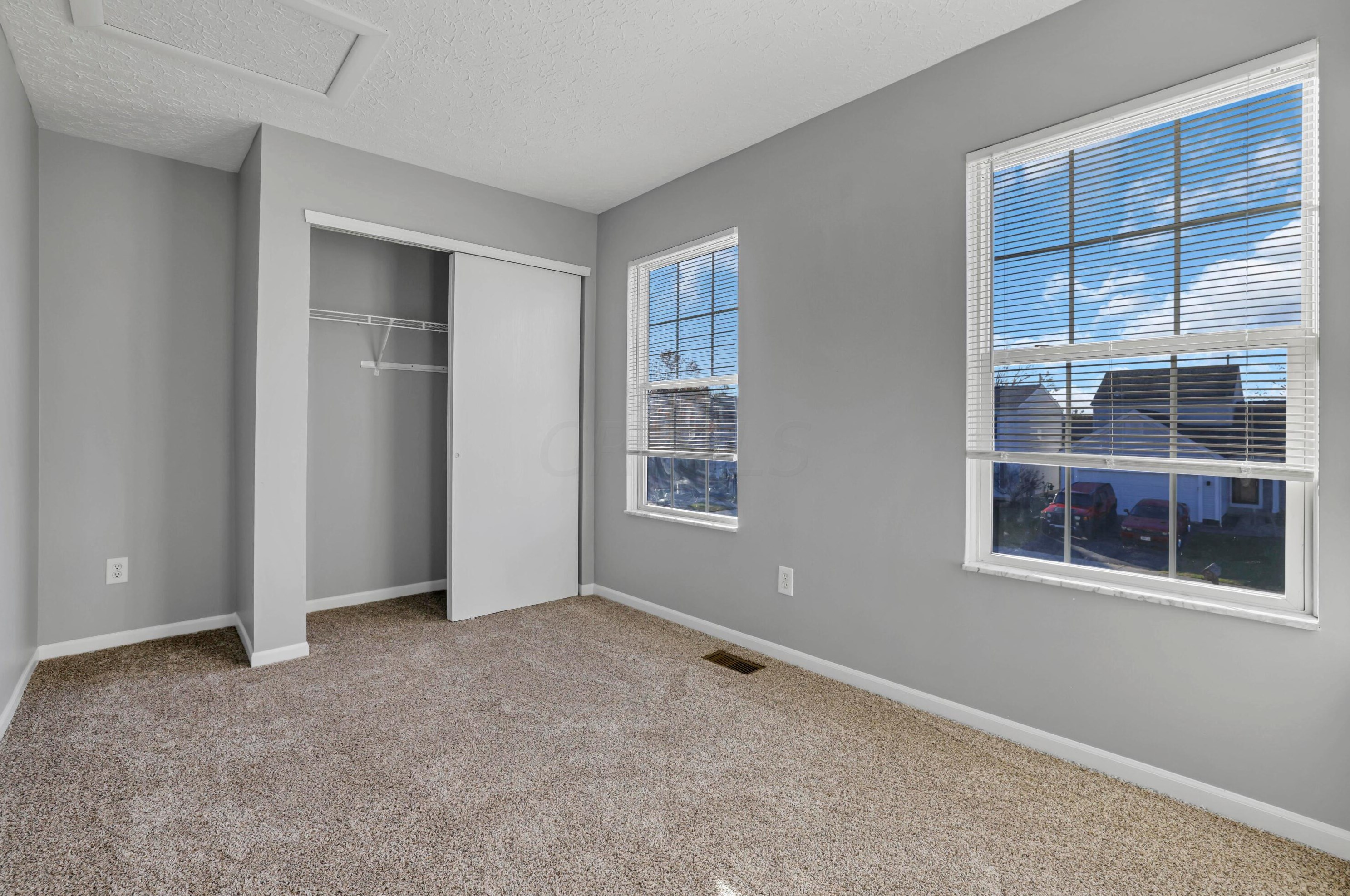 6342 Whims Rd, Cnl Wnchstr OH  43110-8577 exterior