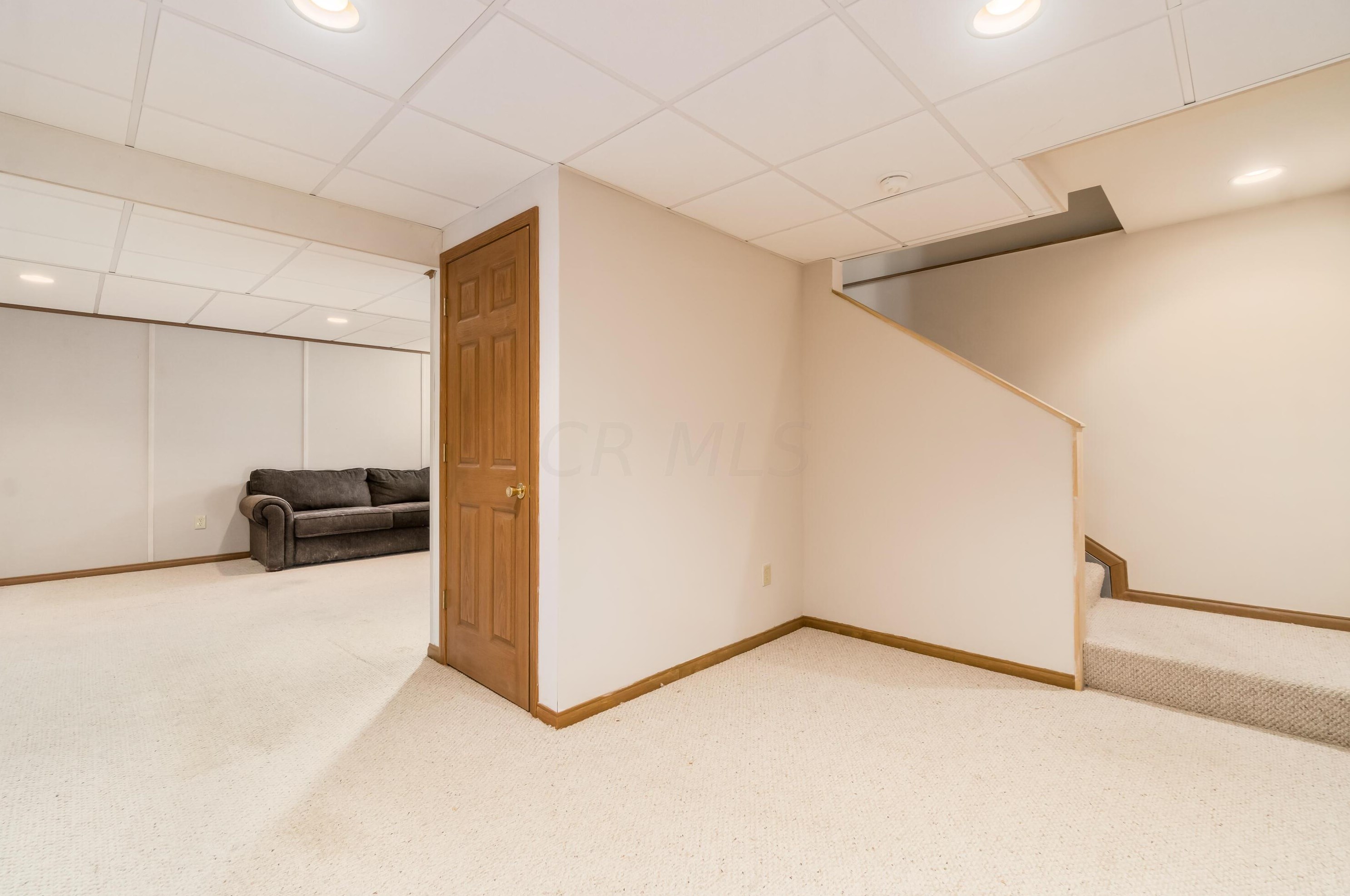 2833 Gablewood Dr, Columbus OH 43219-5030 exterior