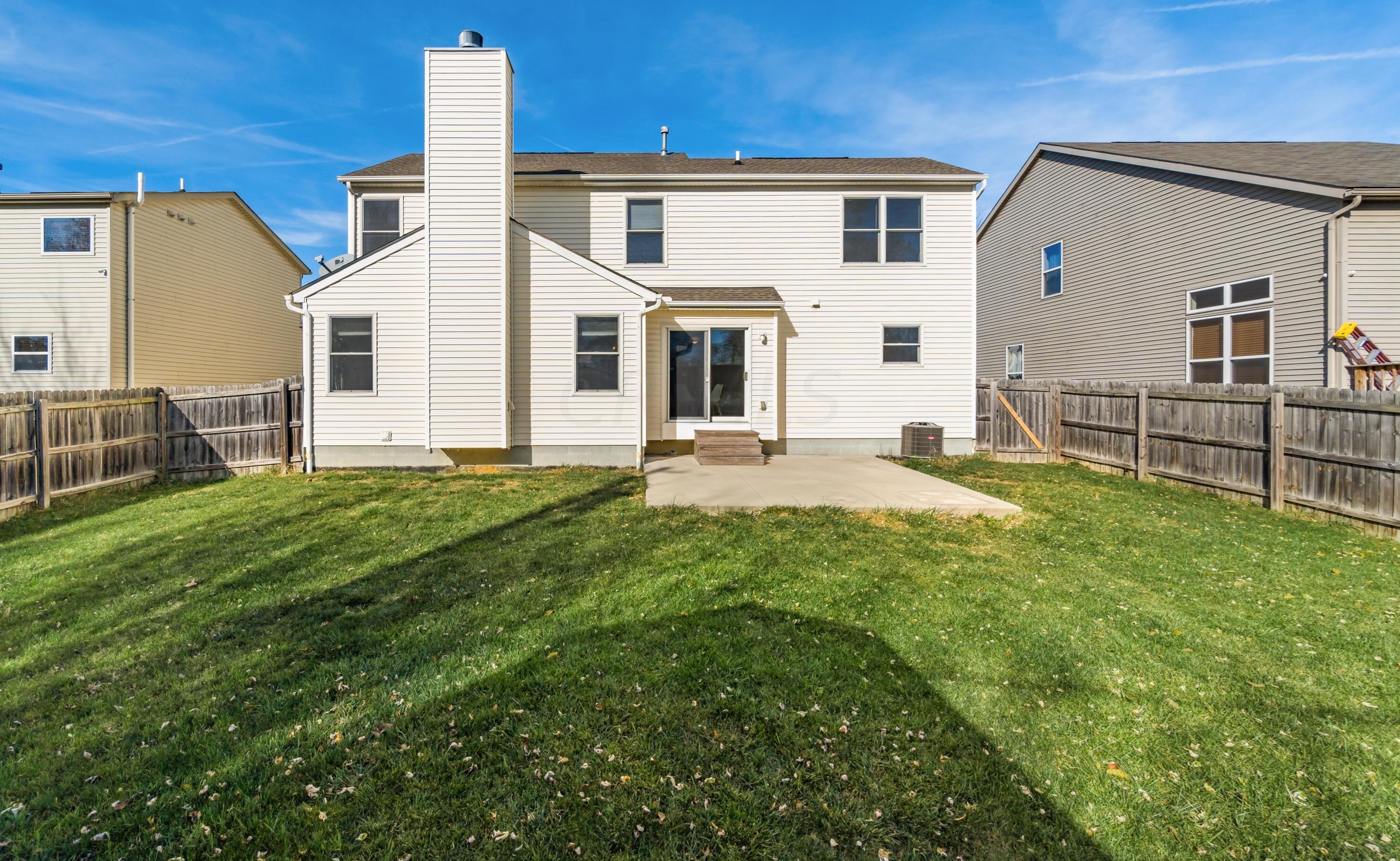 2833 Gablewood Dr, Columbus OH 43219-5030 exterior