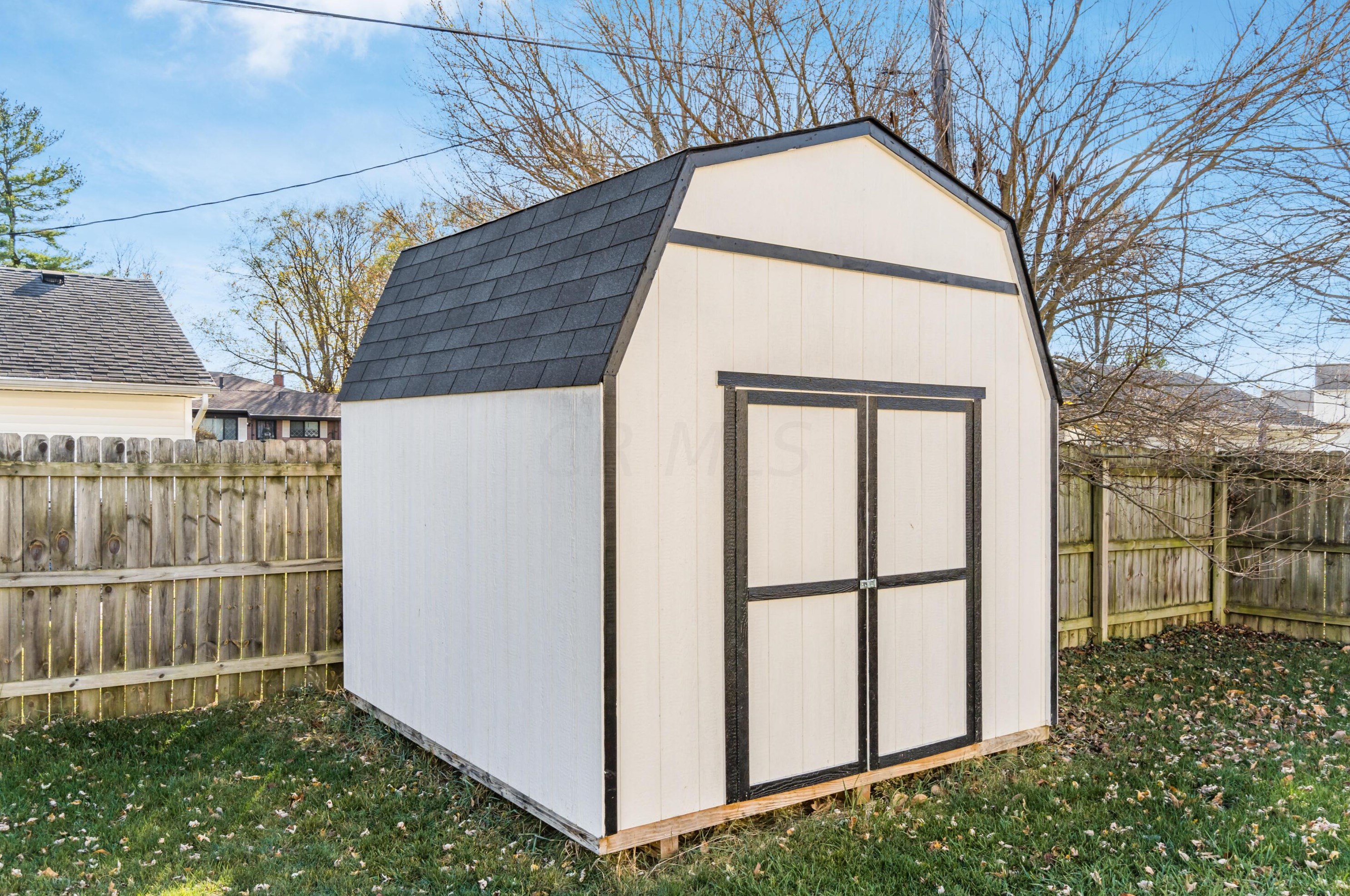 2833 Gablewood Dr, Columbus OH 43219-5030 exterior