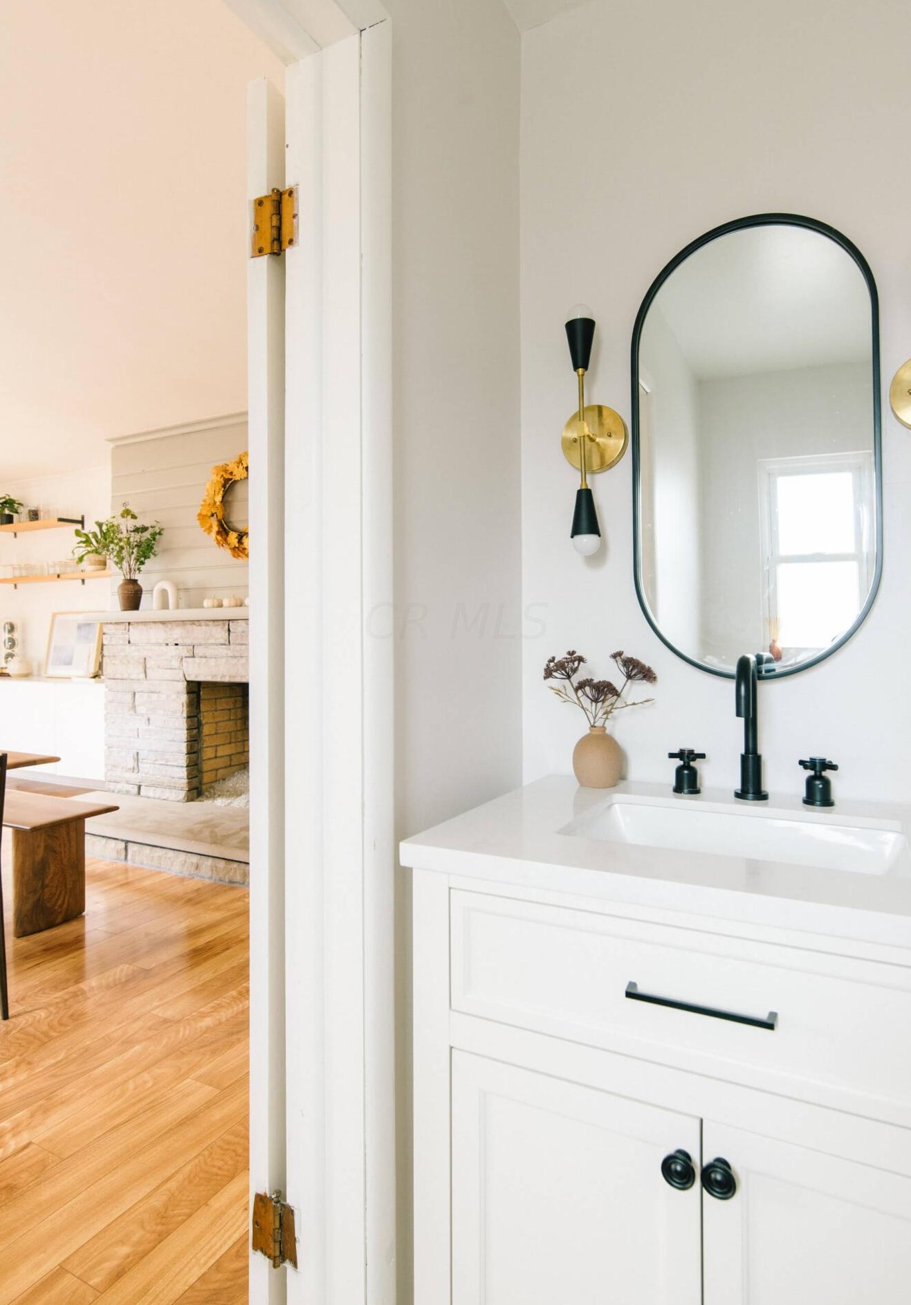 2852 Berwick Blvd, Columbus OH  43209-3001 exterior