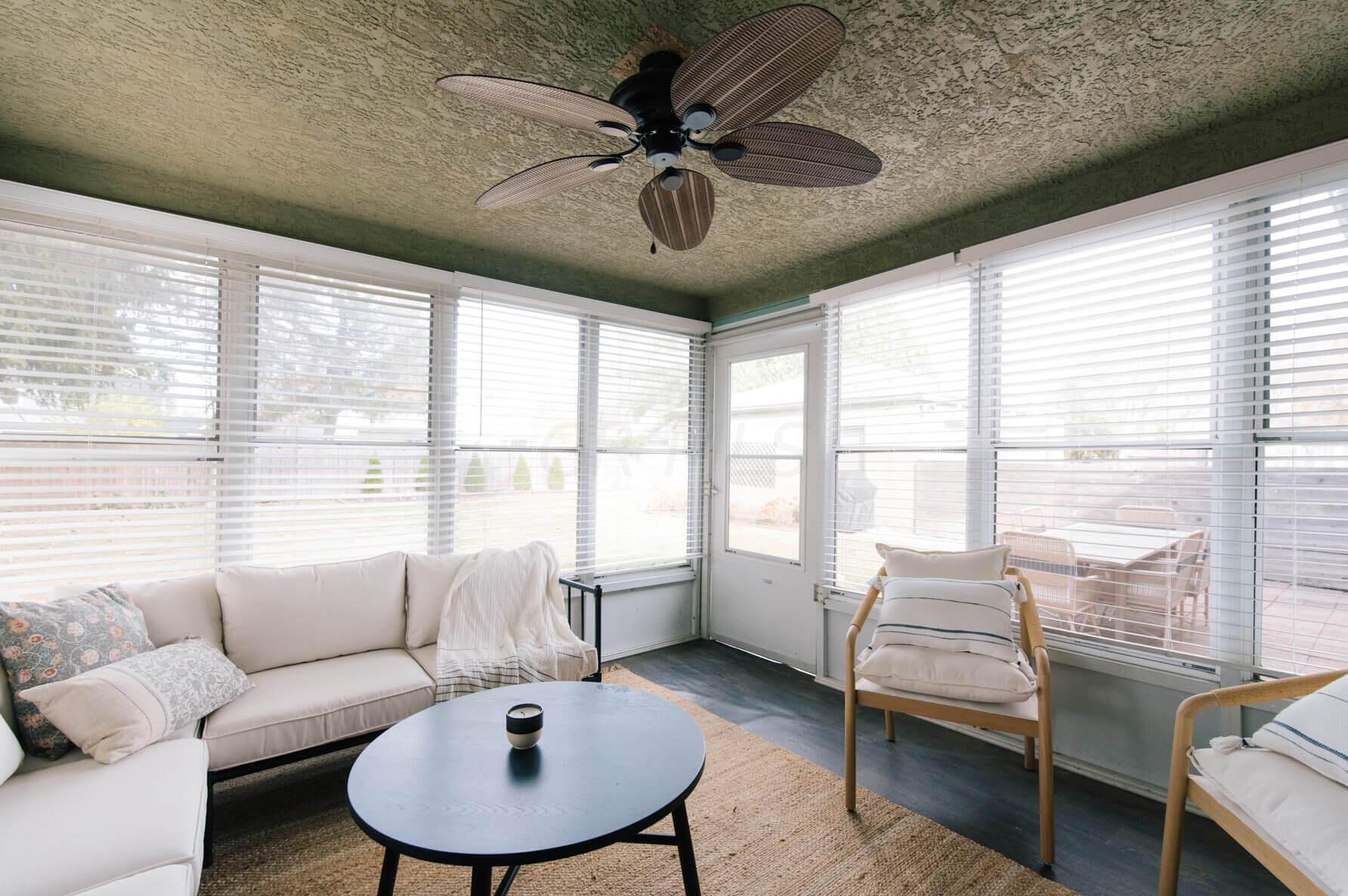 2852 Berwick Blvd, Columbus OH  43209-3001 exterior