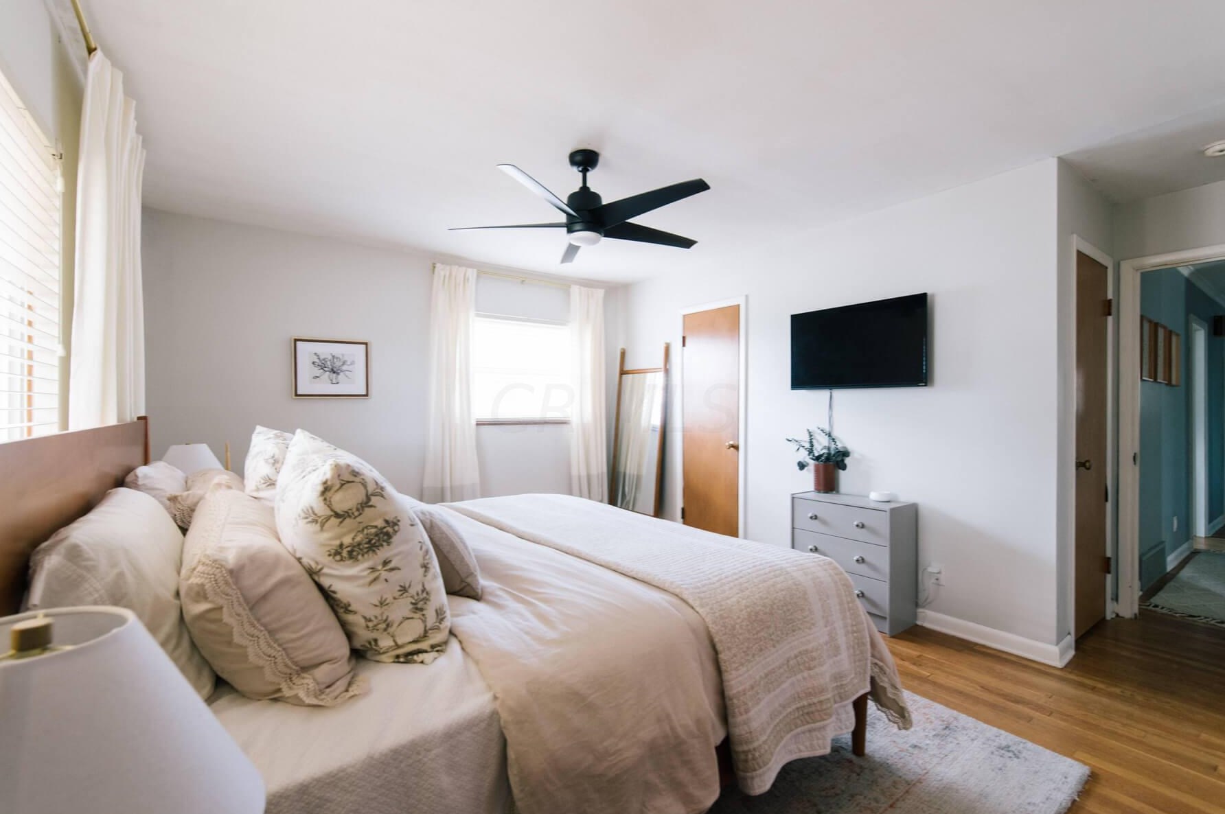 2852 Berwick Blvd, Columbus OH  43209-3001 exterior