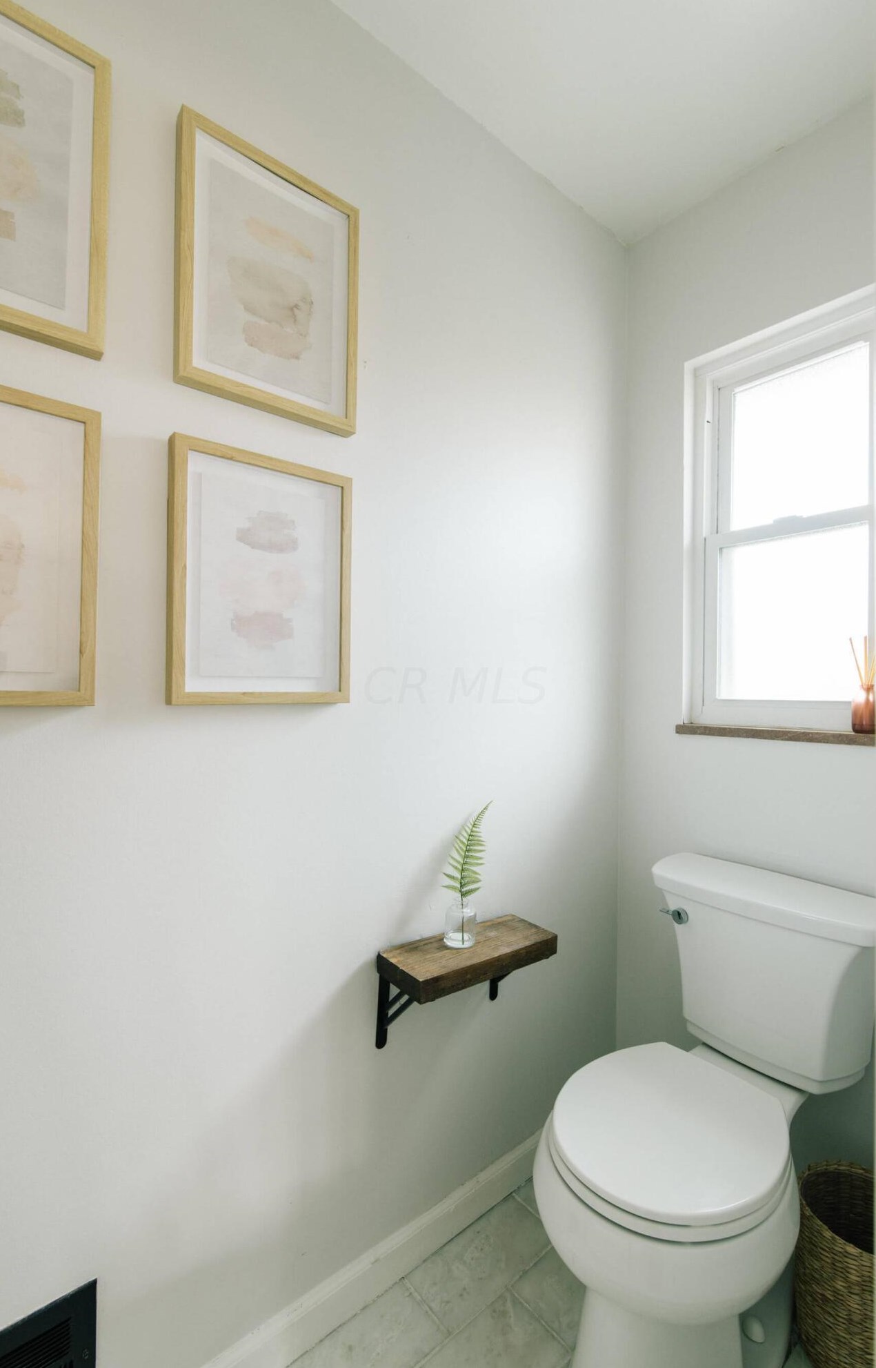 2852 Berwick Blvd, Columbus OH  43209-3001 exterior