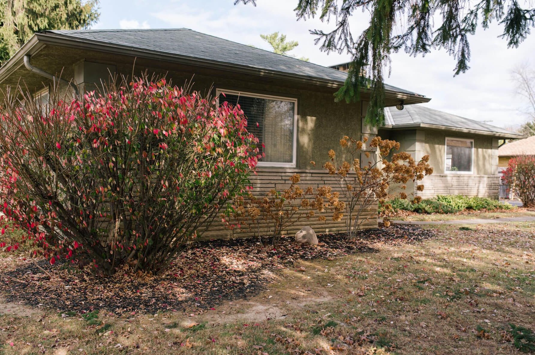 2852 Berwick Blvd, Columbus OH  43209-3001 exterior