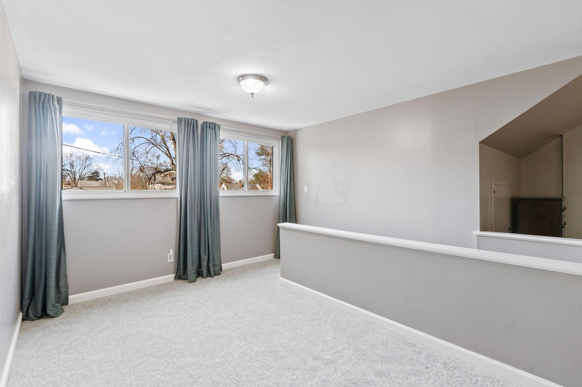 953 Pleasant Ridge Ave, Columbus OH 43209-5416 exterior