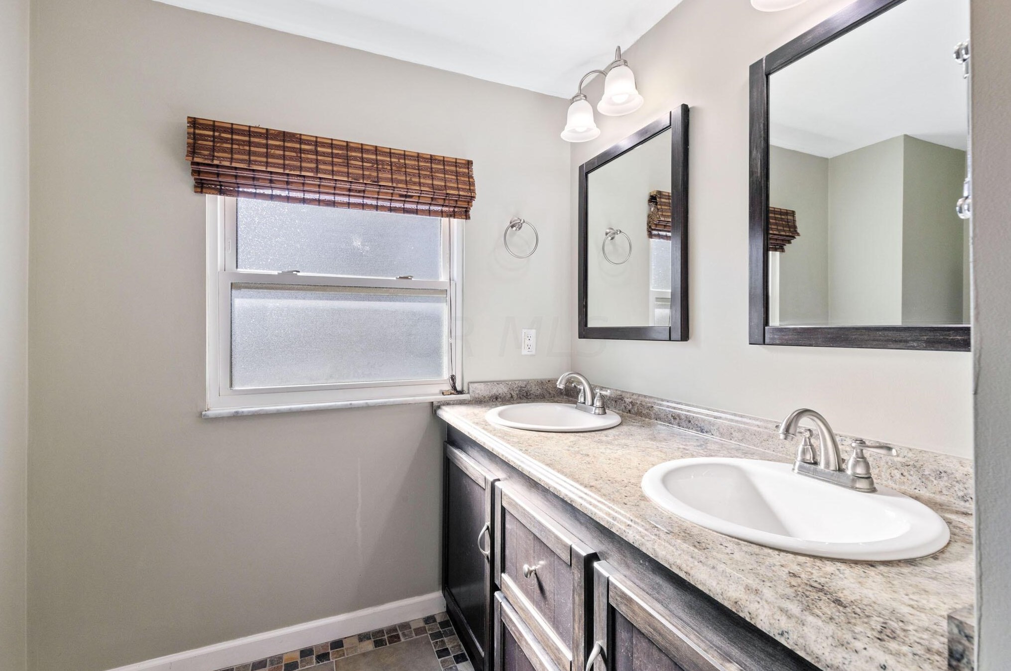 953 Pleasant Ridge Ave, Columbus OH 43209-5416 exterior