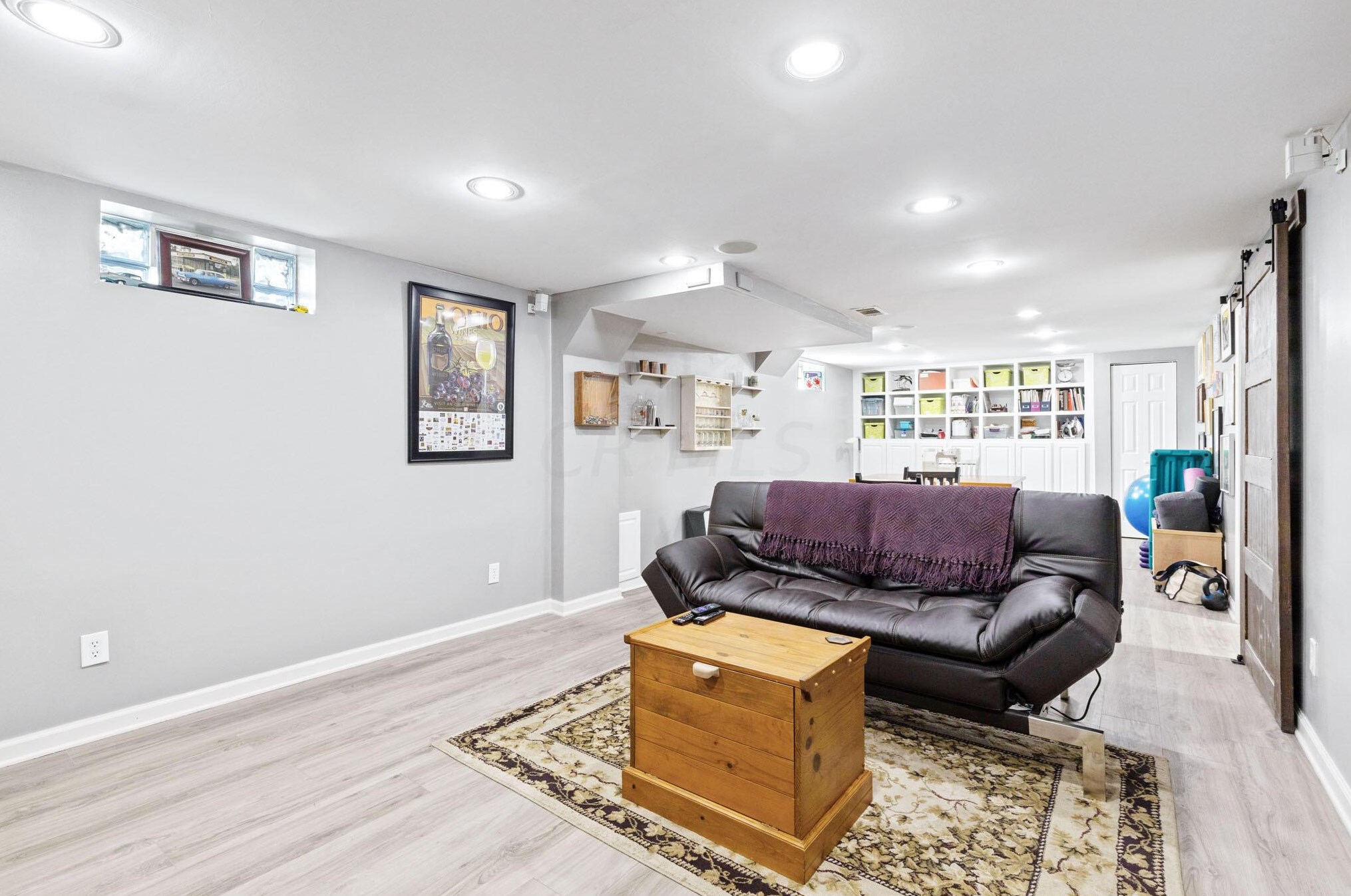 953 Pleasant Ridge Ave, Columbus OH 43209-5416 exterior