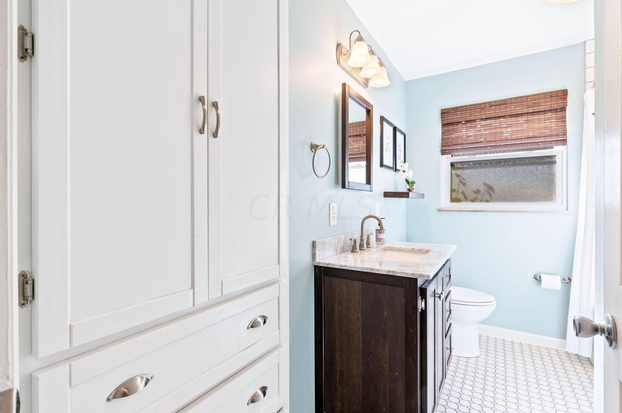 953 Pleasant Ridge Ave, Columbus OH 43209-5416 exterior