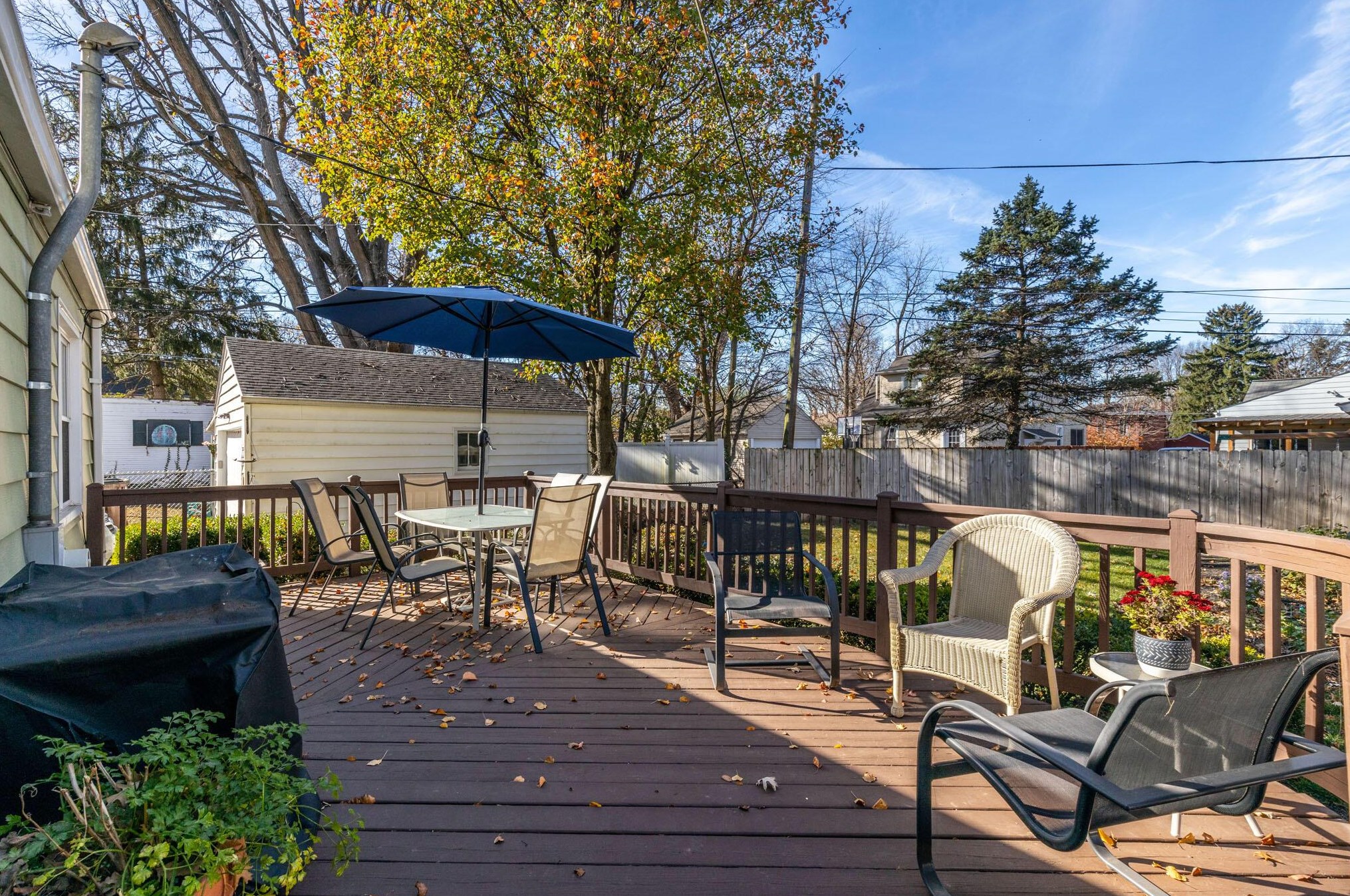 953 Pleasant Ridge Ave, Columbus OH 43209-5416 exterior