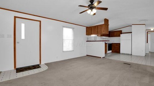 170 Spruce Ridge Dr, Ashville OH  43103-1090 exterior