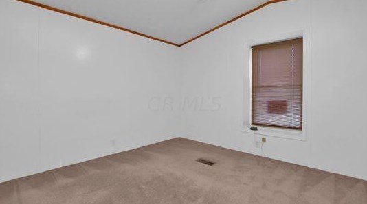 170 Spruce Ridge Dr, Ashville OH  43103-1090 exterior