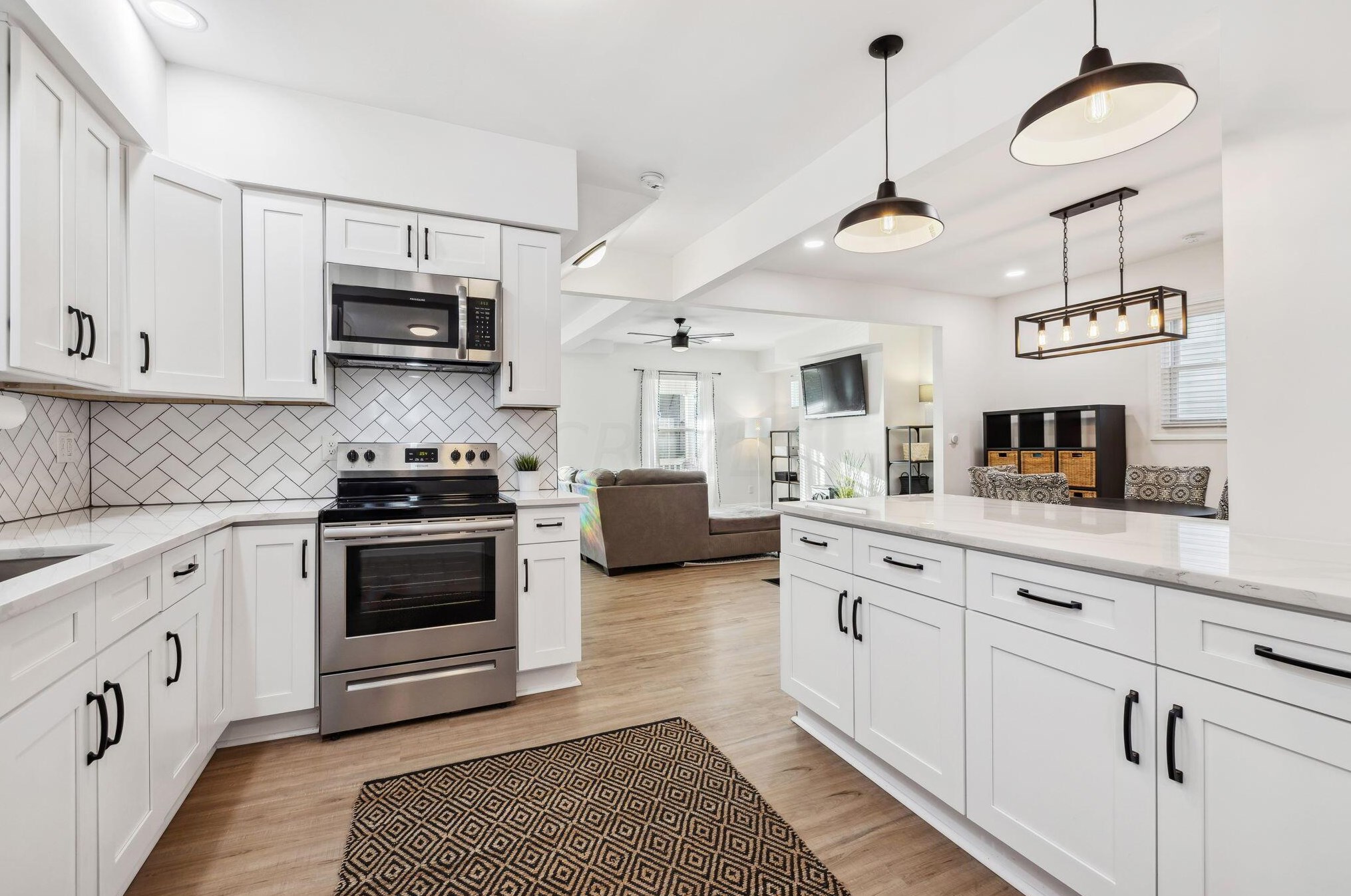 130 Dana Ave, Columbus OH  43222-1329 exterior