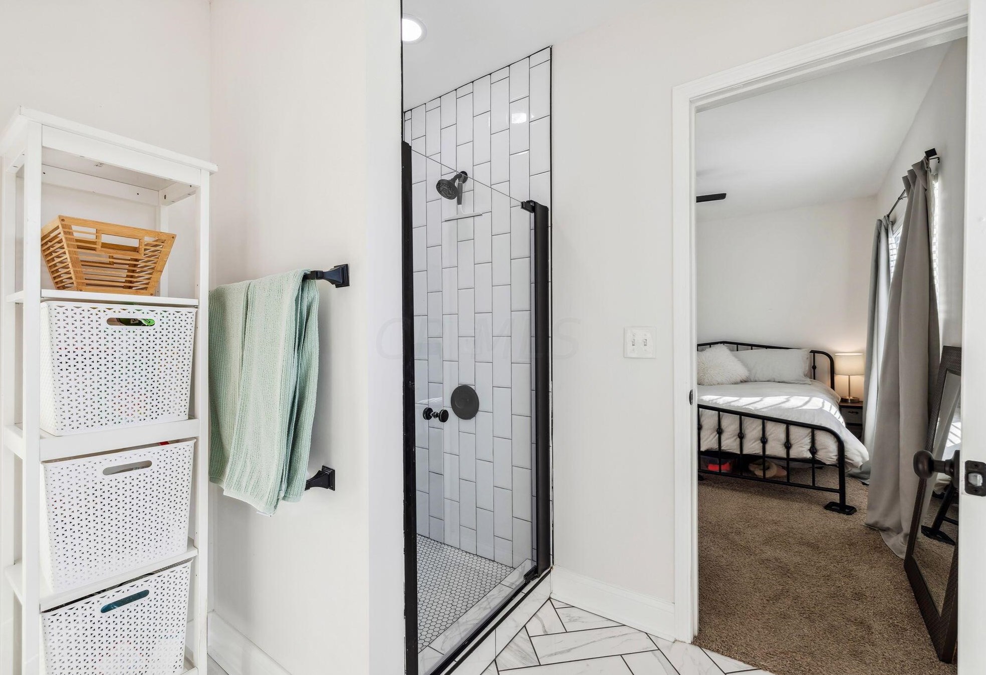 130 Dana Ave, Columbus OH  43222-1329 exterior