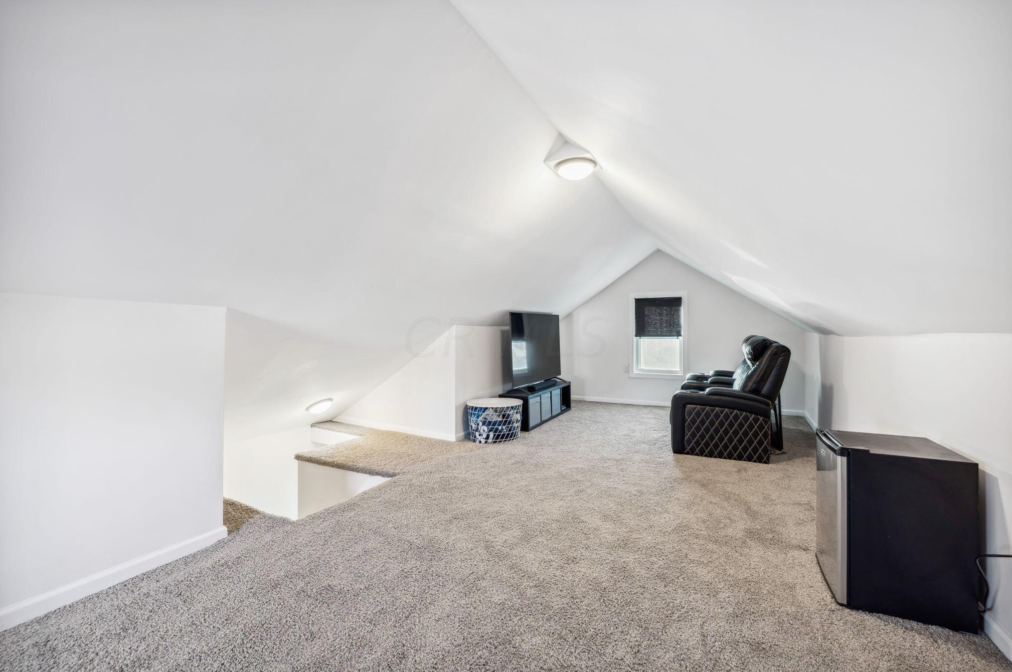 130 Dana Ave, Columbus OH  43222-1329 exterior