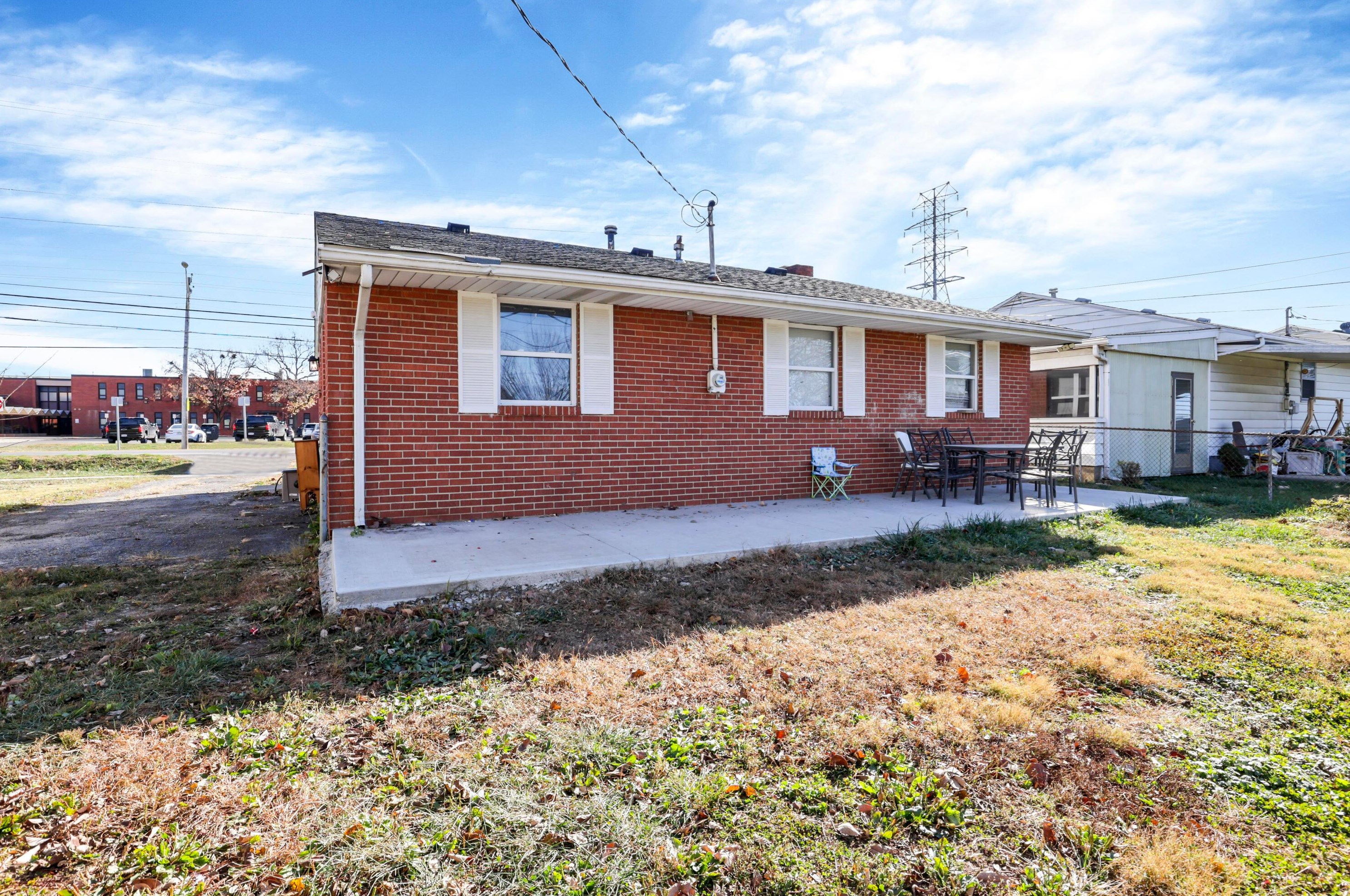 2943 Parsons Ave, Columbus OH  43207-3741 exterior