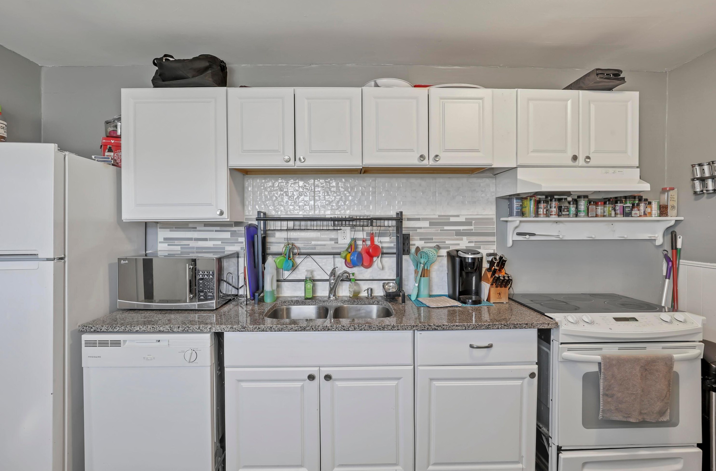 2943 Parsons Ave, Columbus OH  43207-3741 exterior