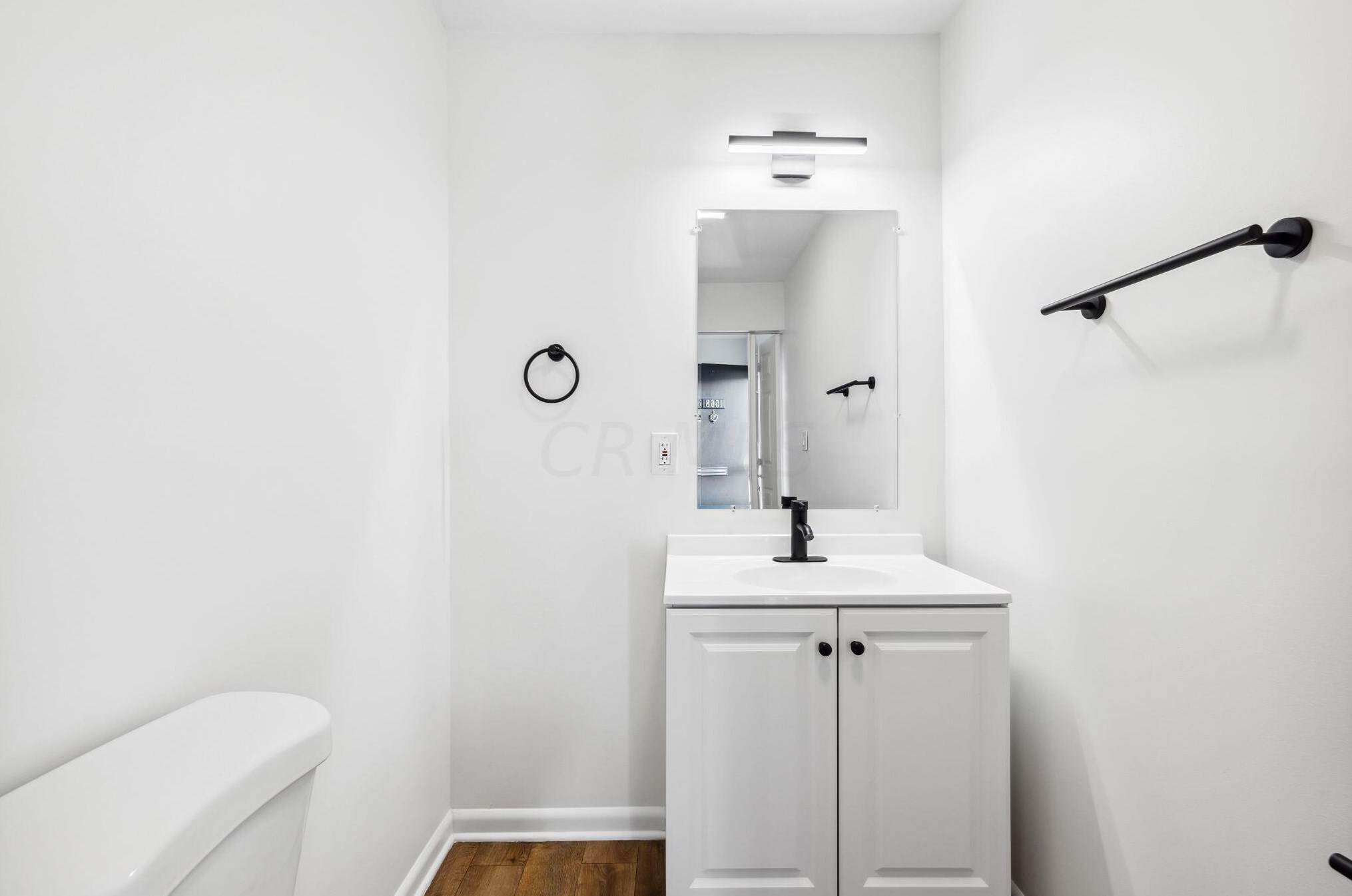 1568 Lafayette Dr, Columbus OH 43220-3867 exterior