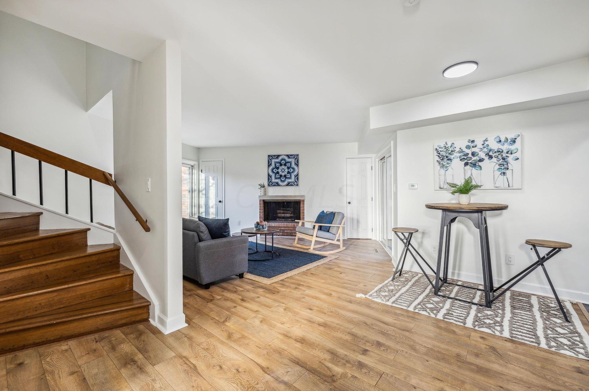 1568 Lafayette Dr, Columbus OH 43220-3867 exterior