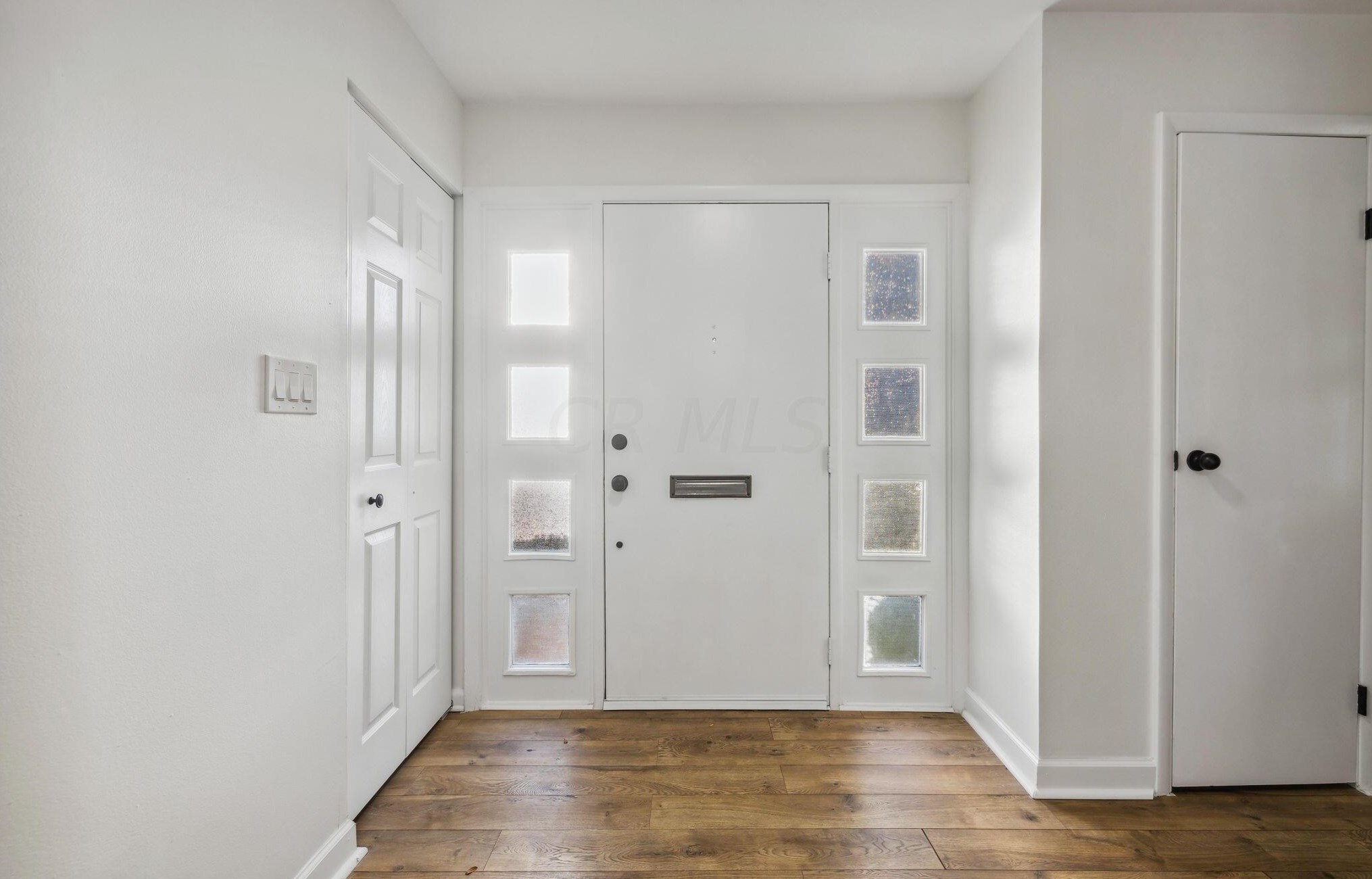 1568 Lafayette Dr, Columbus OH 43220-3867 exterior